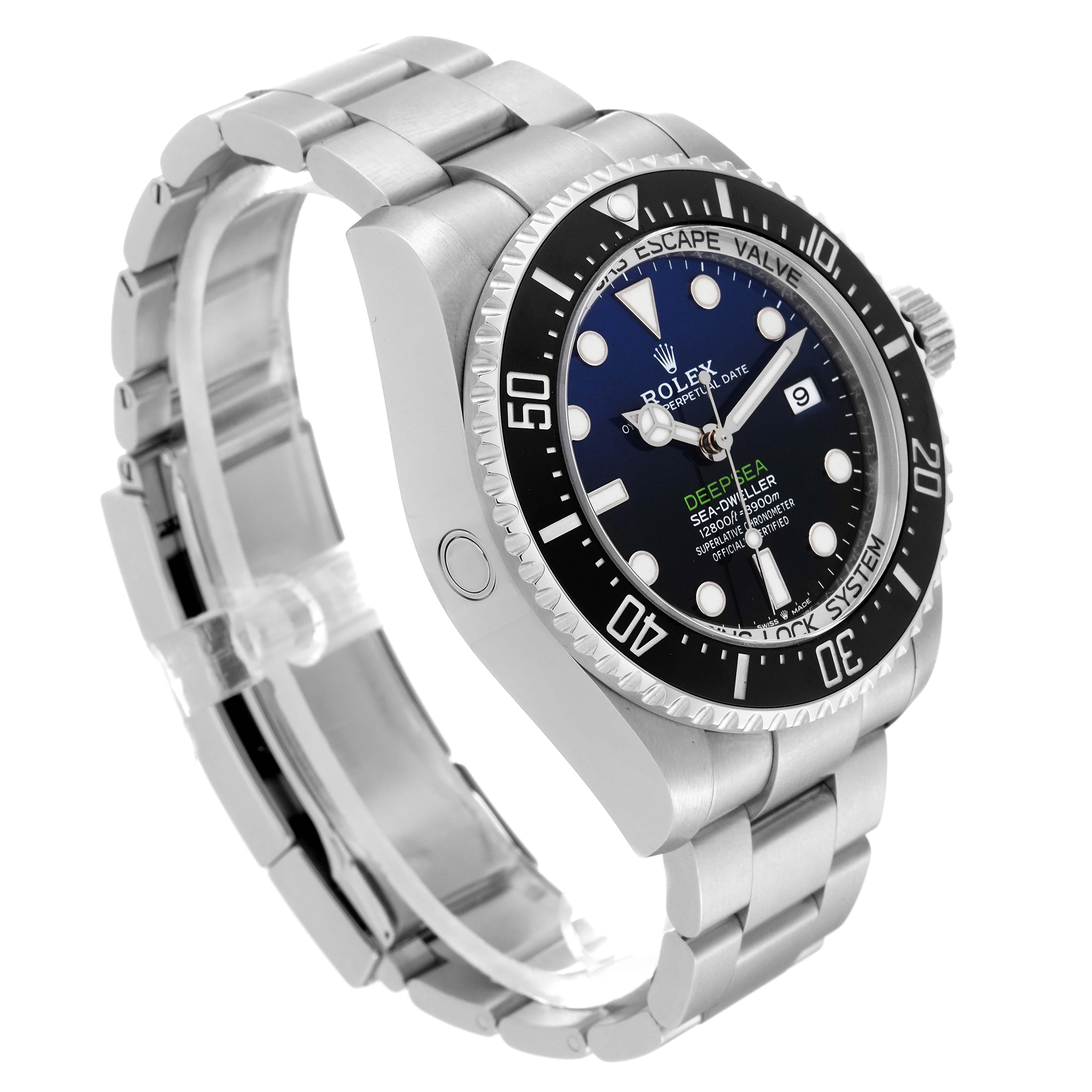 Rolex Seadweller Deepsea 44 Cameron D-Blue Dial Steel Mens Watch 136660 Box Card In Excellent Condition In Atlanta, GA