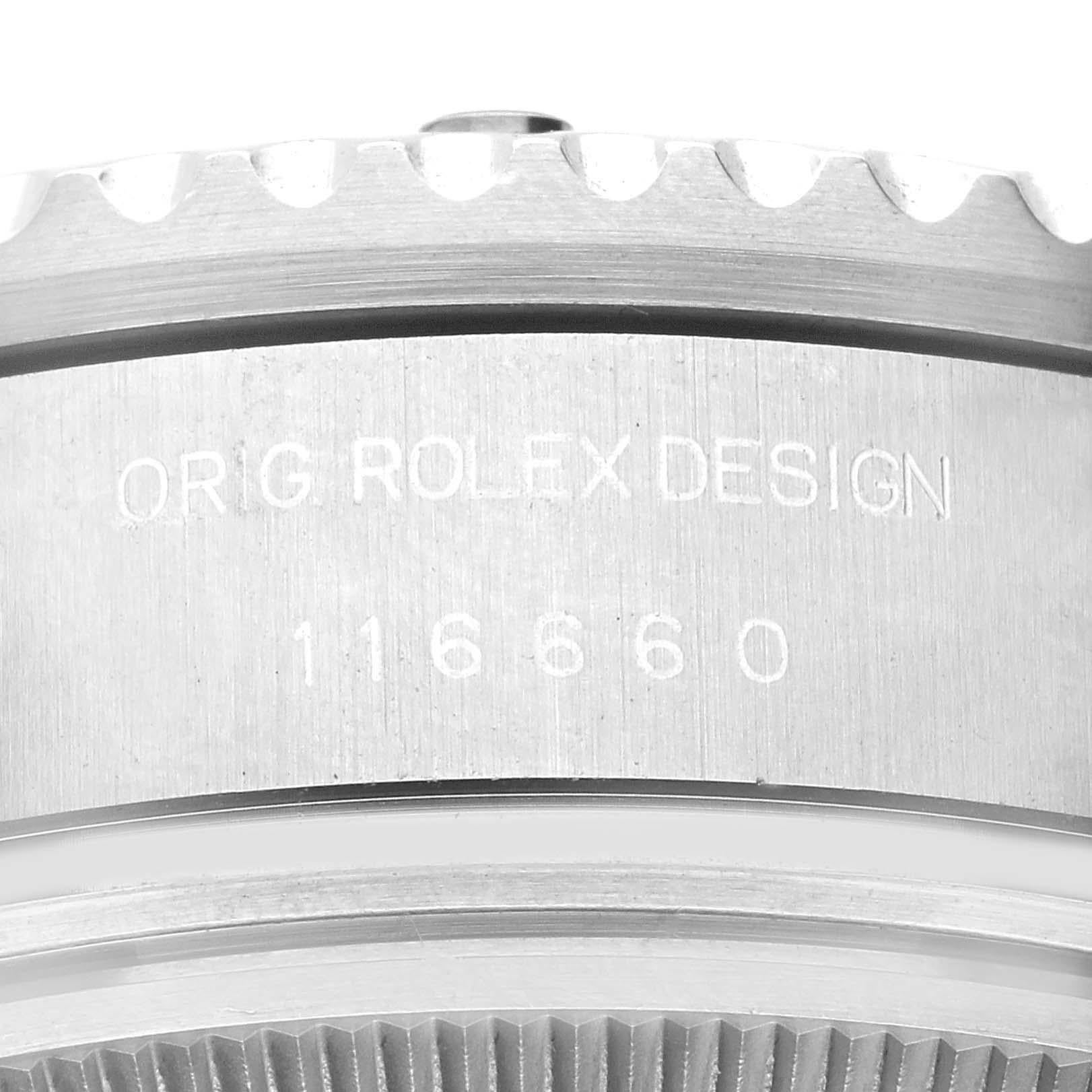 Rolex Seadweller Deepsea Keramik Lünette Stahl Herrenuhr 116660 Box Karte. Offiziell zertifiziertes Chronometerwerk mit automatischem Aufzug. Austerngehäuse aus Edelstahl mit einem Durchmesser von 44.0 mm. Rolex Logo auf der Krone. Spezielle