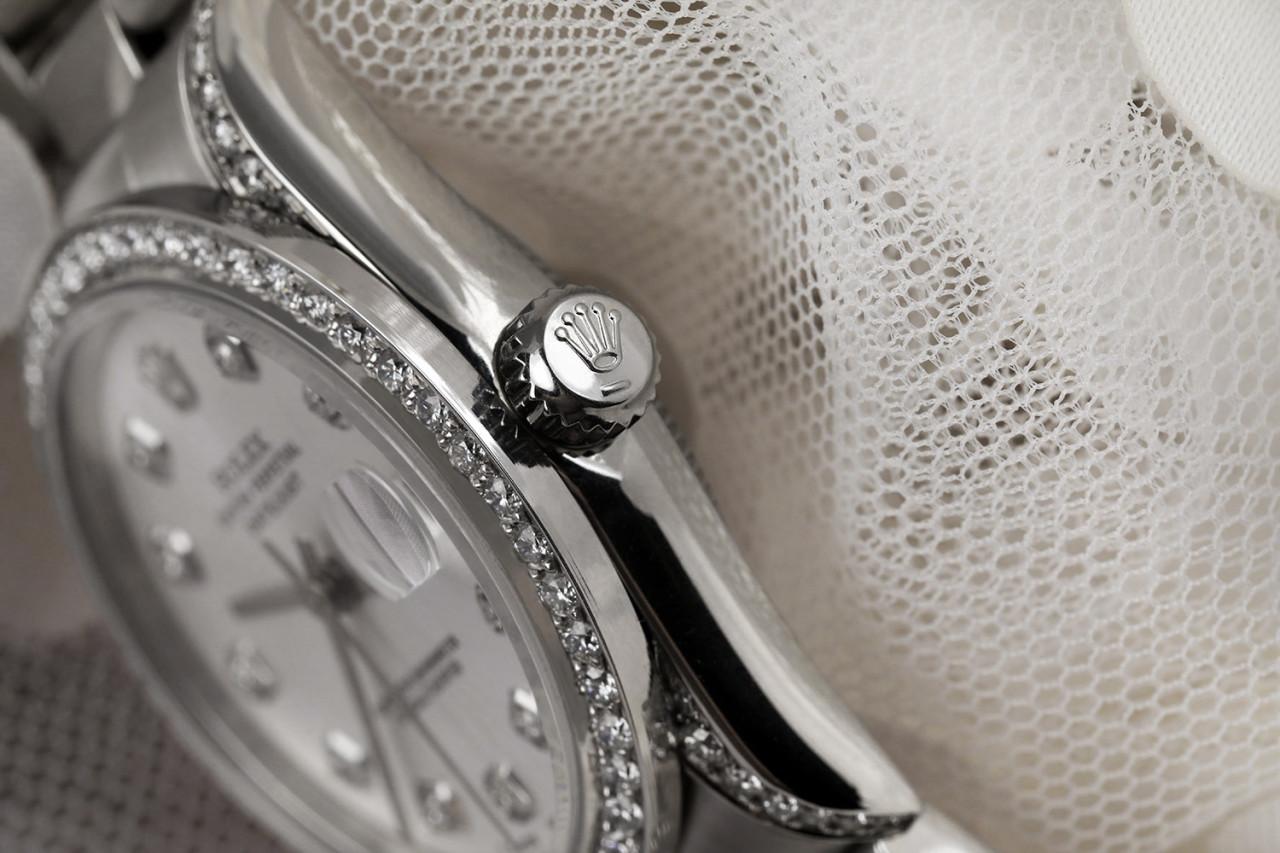 Taille ronde Rolex Montre Oyster Datejust en acier argenté avec lunette et épaules en diamants SS 16014 en vente