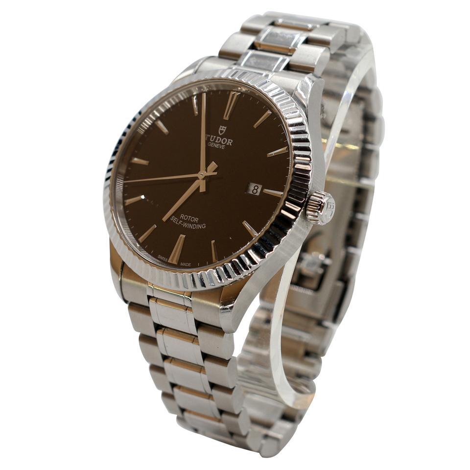 Tudor by Rolex: The Tudor Style 41mm Datejust Fluted Special Edition Automatic

The Tudor Style 41mm is part of this category of watches that I call the all-rounder, watches made for every occasion, suitable for a business meeting or for a barbecue