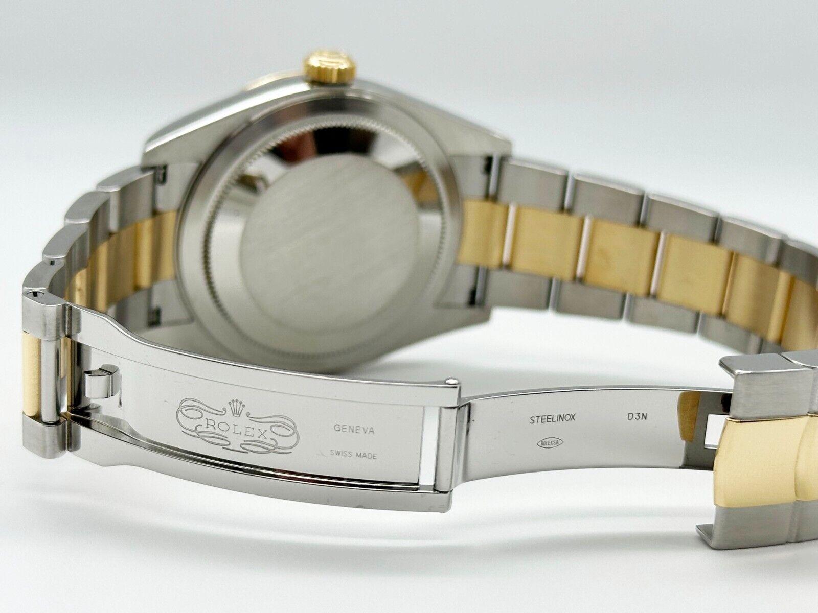 Rolex Sky Dweller 326933 42mm Black Dial 18K Yellow Gold Stainless Box Paper Excellent état à San Diego, CA