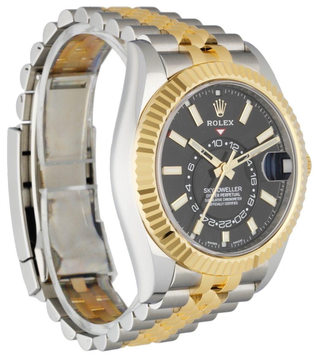 Rolex Sky Dweller 326933 Men's Watch Box & Papers In Excellent Condition In Great Neck, NY