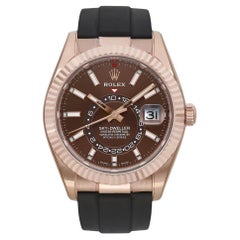 Rolex Montre Sky-Dweller 42 mm automatique pour hommes en or rose 18 carats avec cadran chocolat 326235