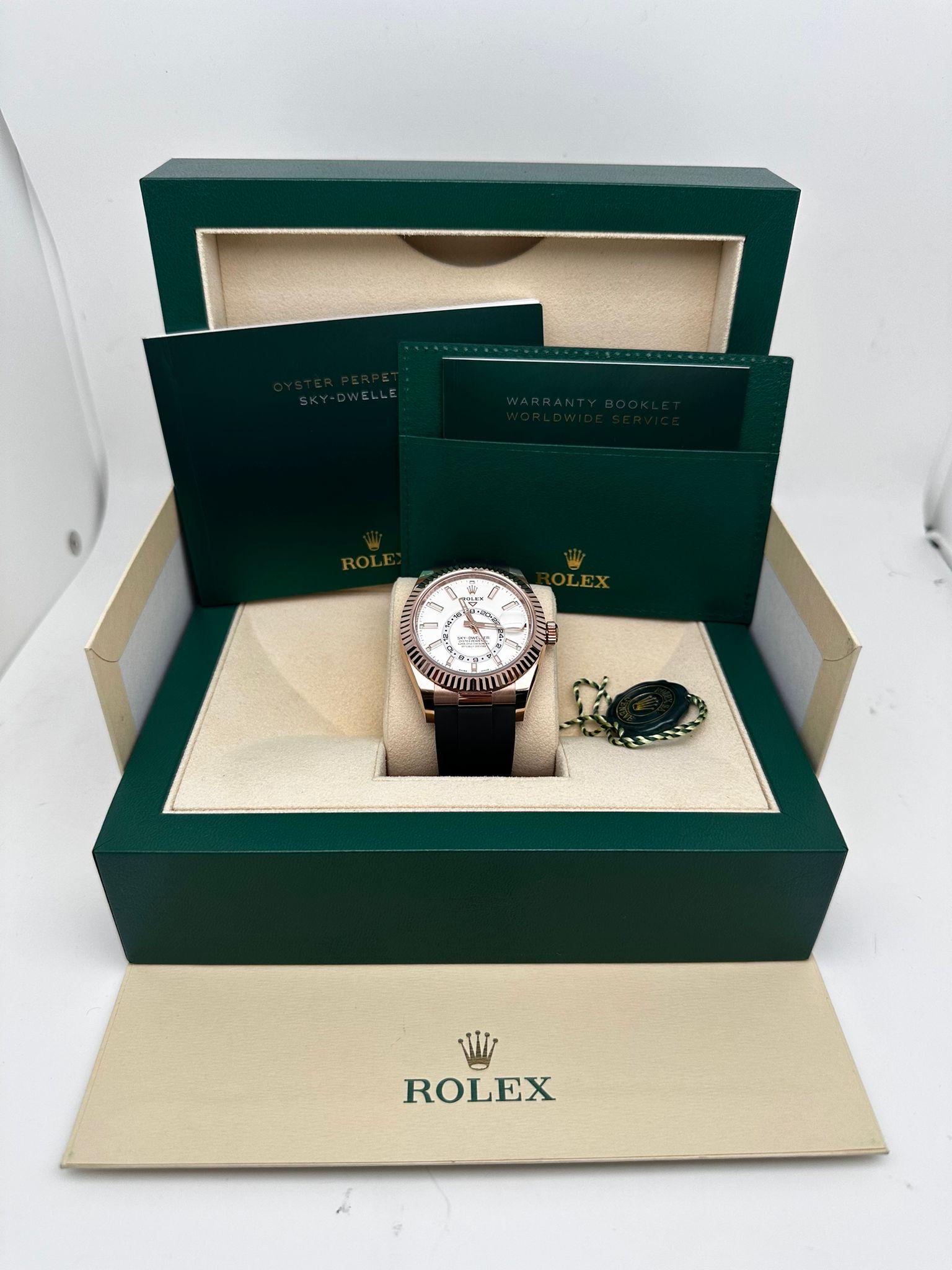 Unworn. Original Box and Papers are Included.

* Free Shipping within the USA
* Five-year warranty coverage
* 14-day return policy with a full refund. Buyers can verify the watch's authenticity at any boutique or dealership within this period
*