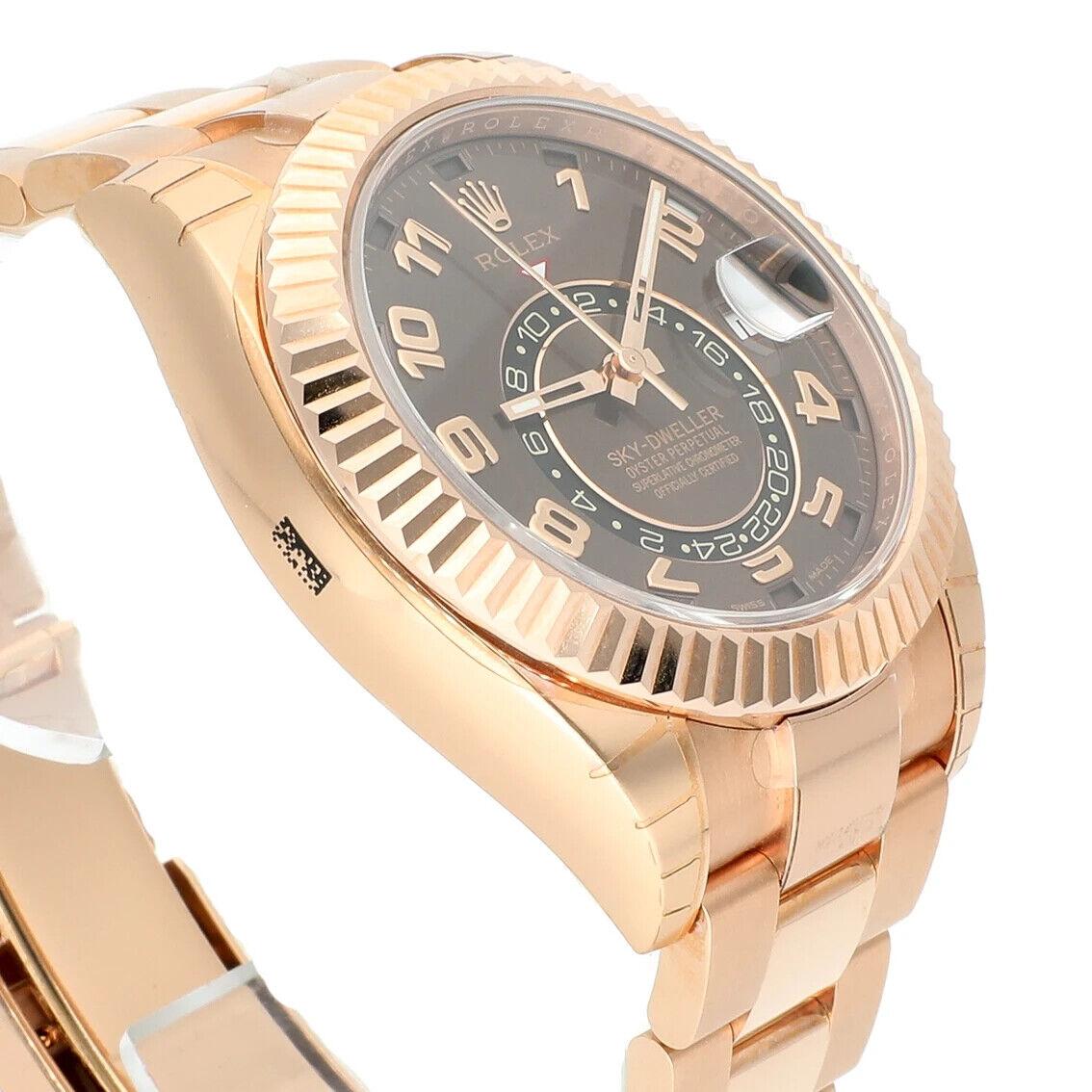 Rolex Sky-Dweller 42mm Everose Gold Mens Oyster Bracelet Watch 326935 Stickers! In New Condition For Sale In New York, NY