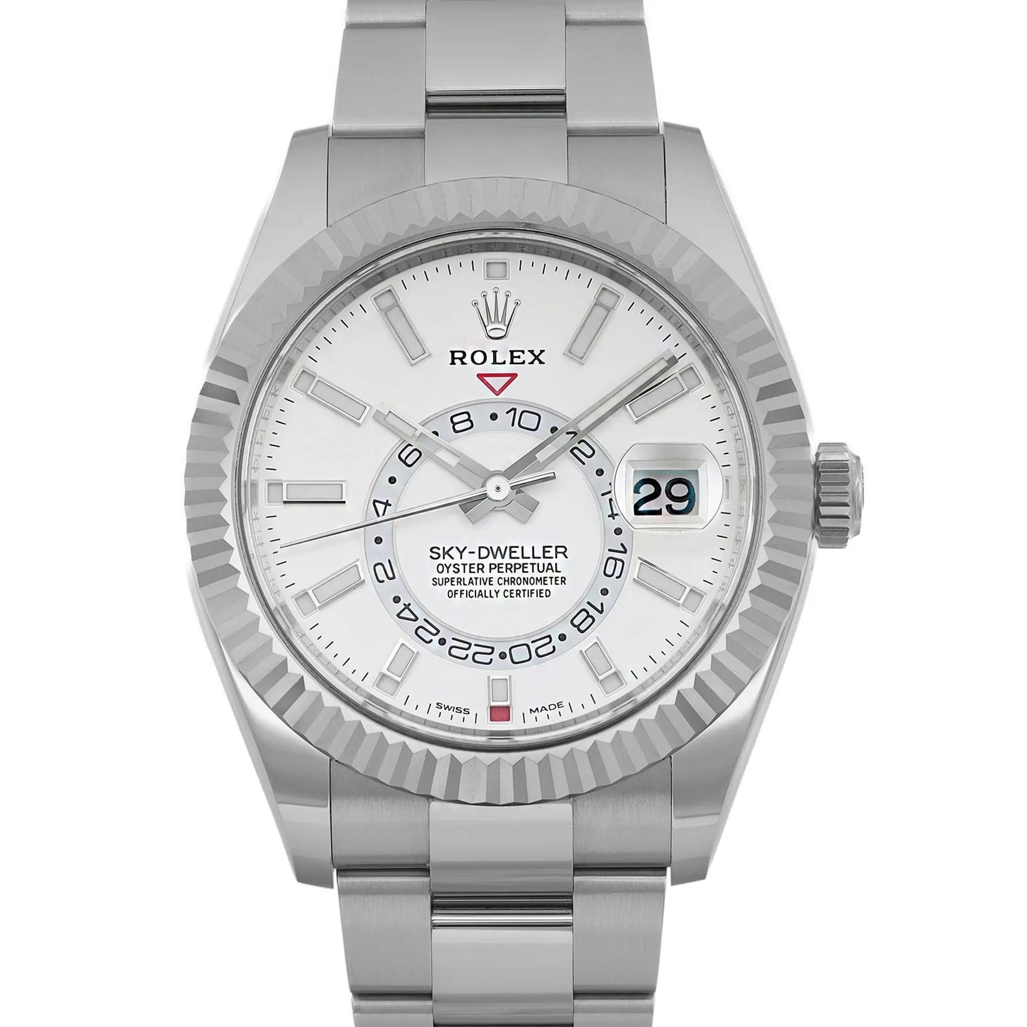 Pre-owned like new. Box and papers. 3-year warranty.

 Free Shipping within the USA
* Three-year warranty coverage
* 14-day return policy with a full refund. Buyers can verify the watch's authenticity at any boutique or dealership within this