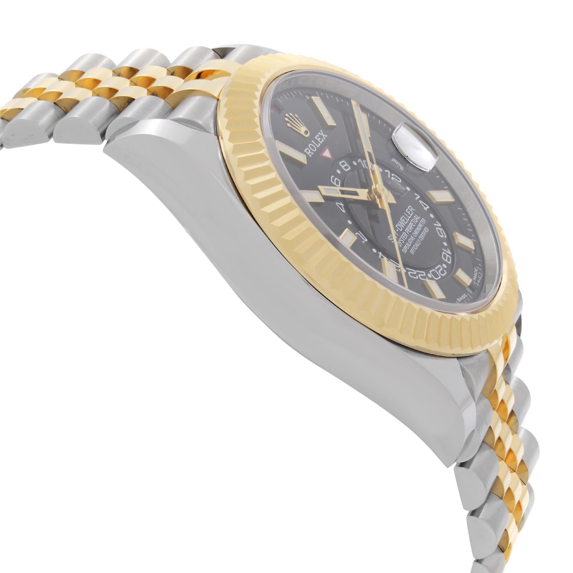 Rolex Sky-Dweller 42mm Steel 18K Yellow Gold Black Dial Automatic Watch 326933 Pour hommes en vente