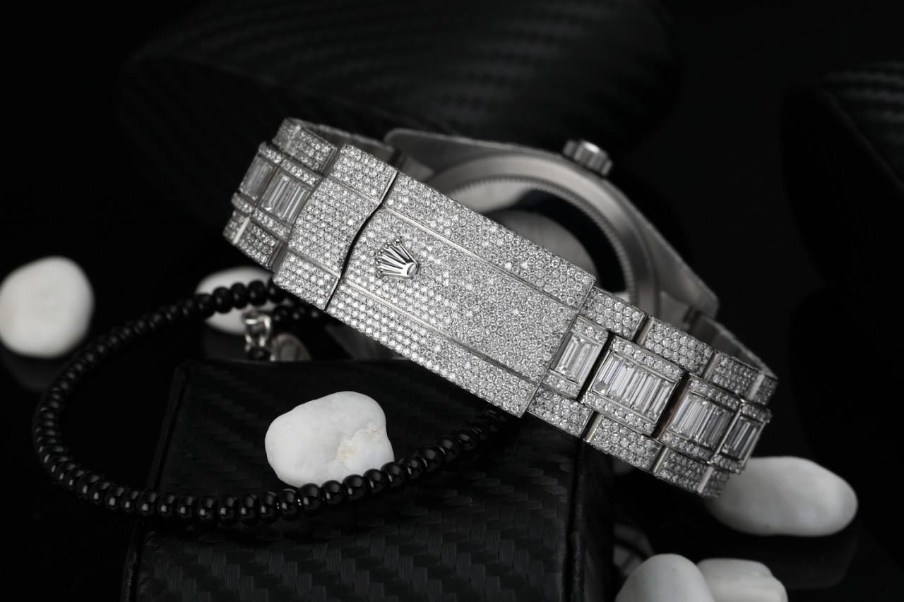 Round Cut Rolex Sky Dweller Black Dial Stainless Steel 326934 Custom Diamond Watch For Sale