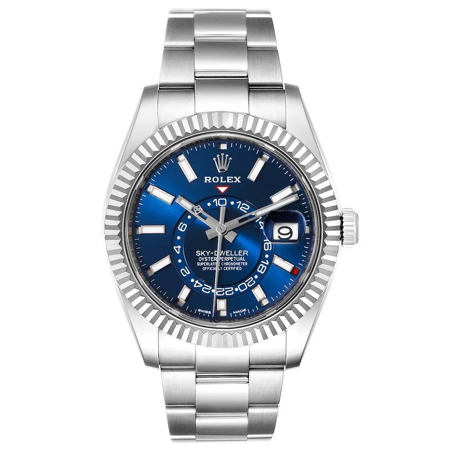 Rolex Sky-Dweller Blue Dial Steel White Gold Herrenuhr 326934 Ungetragen. Offiziell zertifiziertes Chronometerwerk mit automatischem Aufzug. Zwei Zeitzonen, Jahreskalender. Paramagnetische blaue Parachrom-Spirale. Leistungsstarke