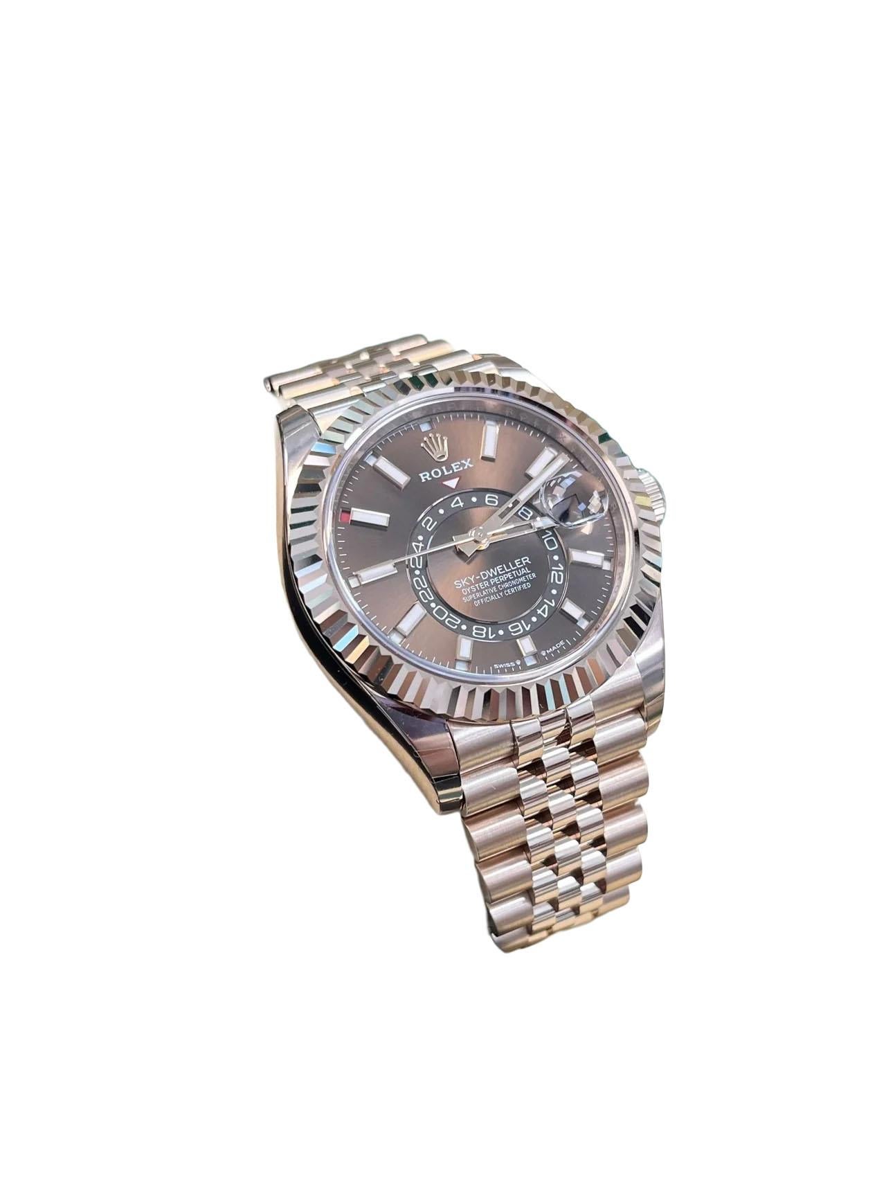 Stile impero Rolex Sky-Dweller Quadrante Cioccolato Bracciale Giubileo 336935 in vendita