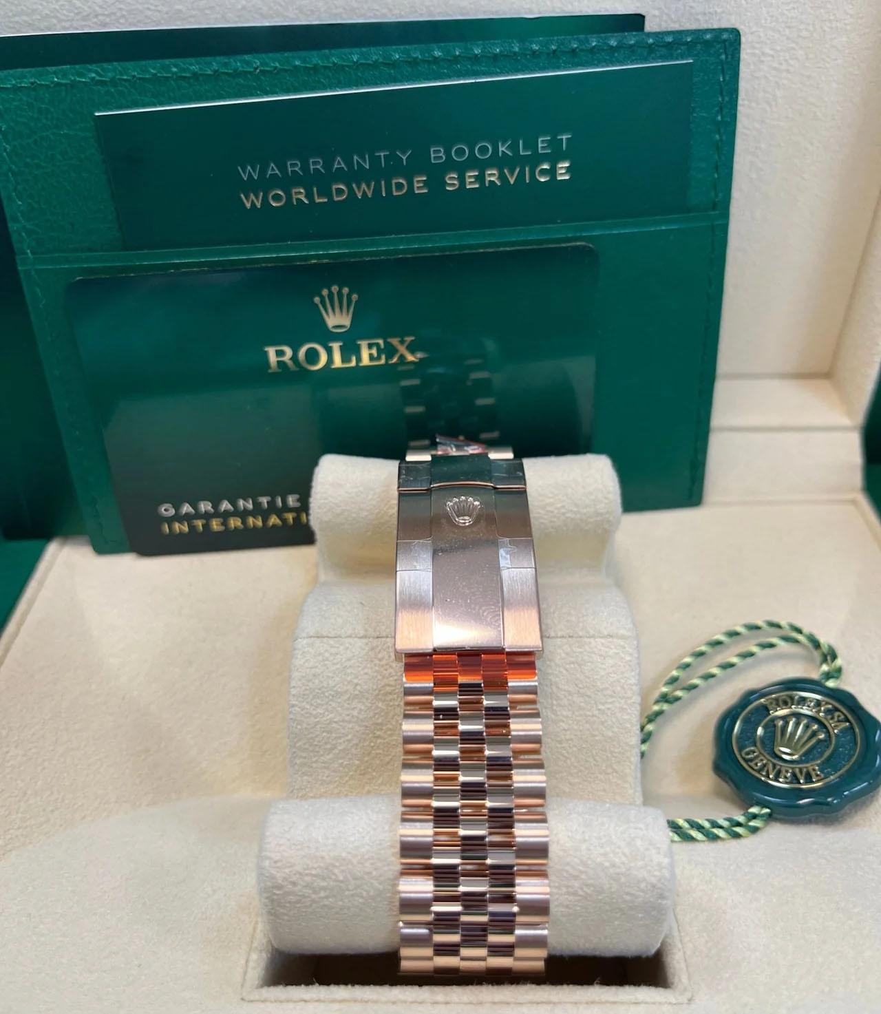 Rolex Sky-Dweller Quadrante Cioccolato Bracciale Giubileo 336935 in vendita 3