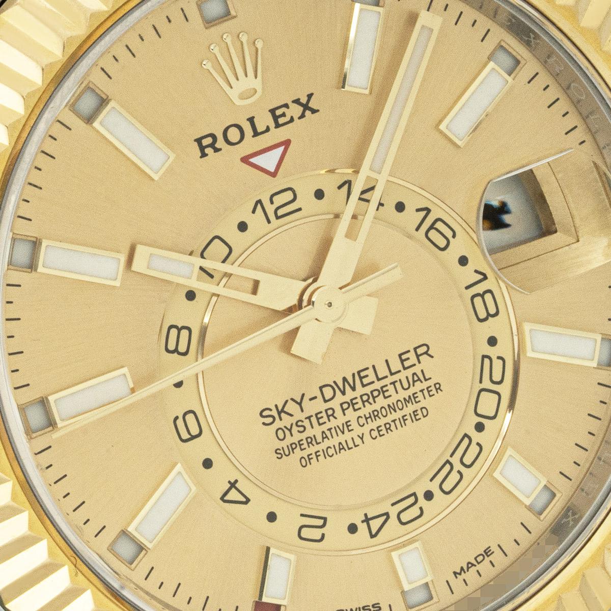 Rolex Sky-Dweller Steel & Gold 326933 In Good Condition For Sale In London, GB