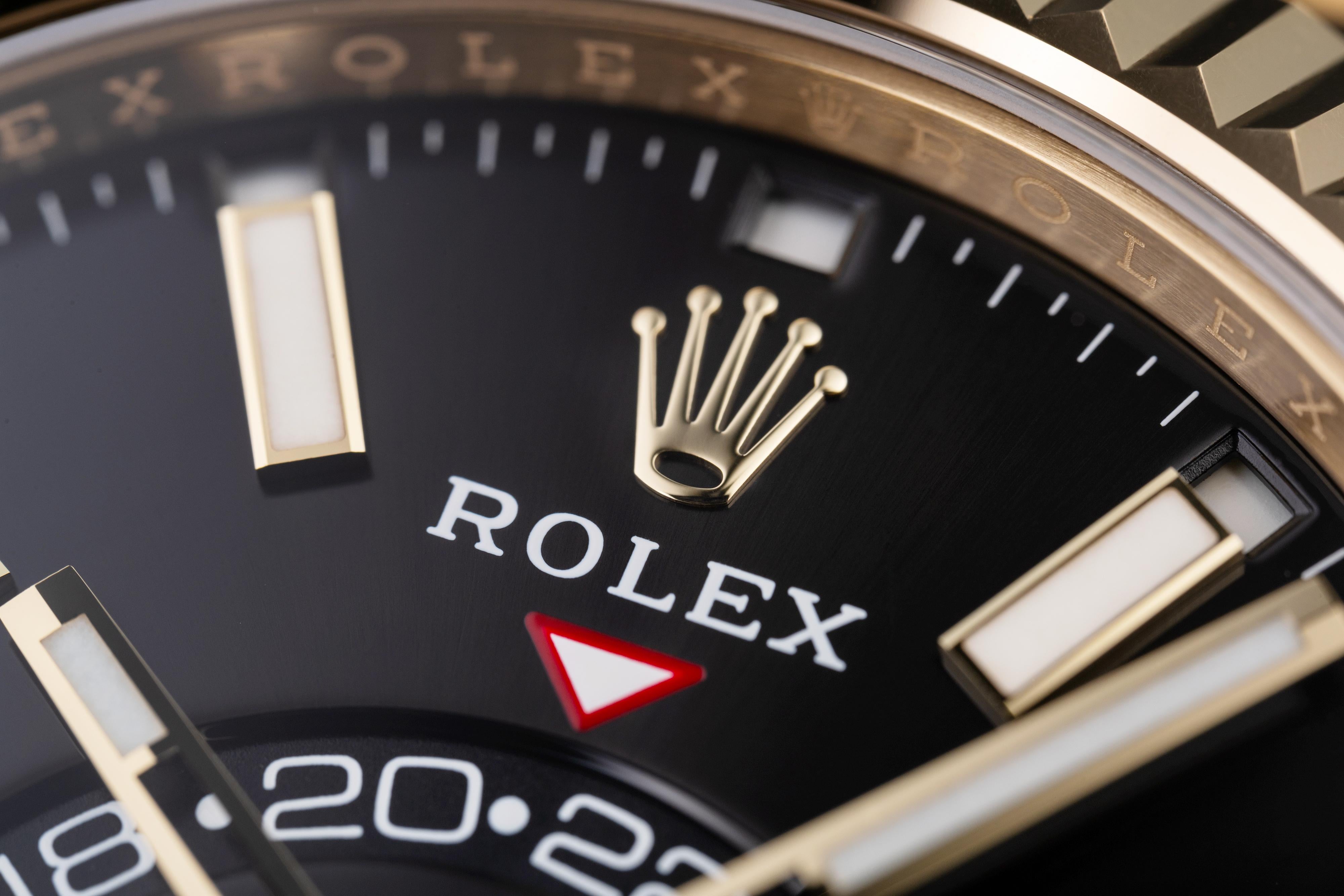 Rolex Sky-Dweller 'Oro Giallo' Quadrante Nero in vendita 1