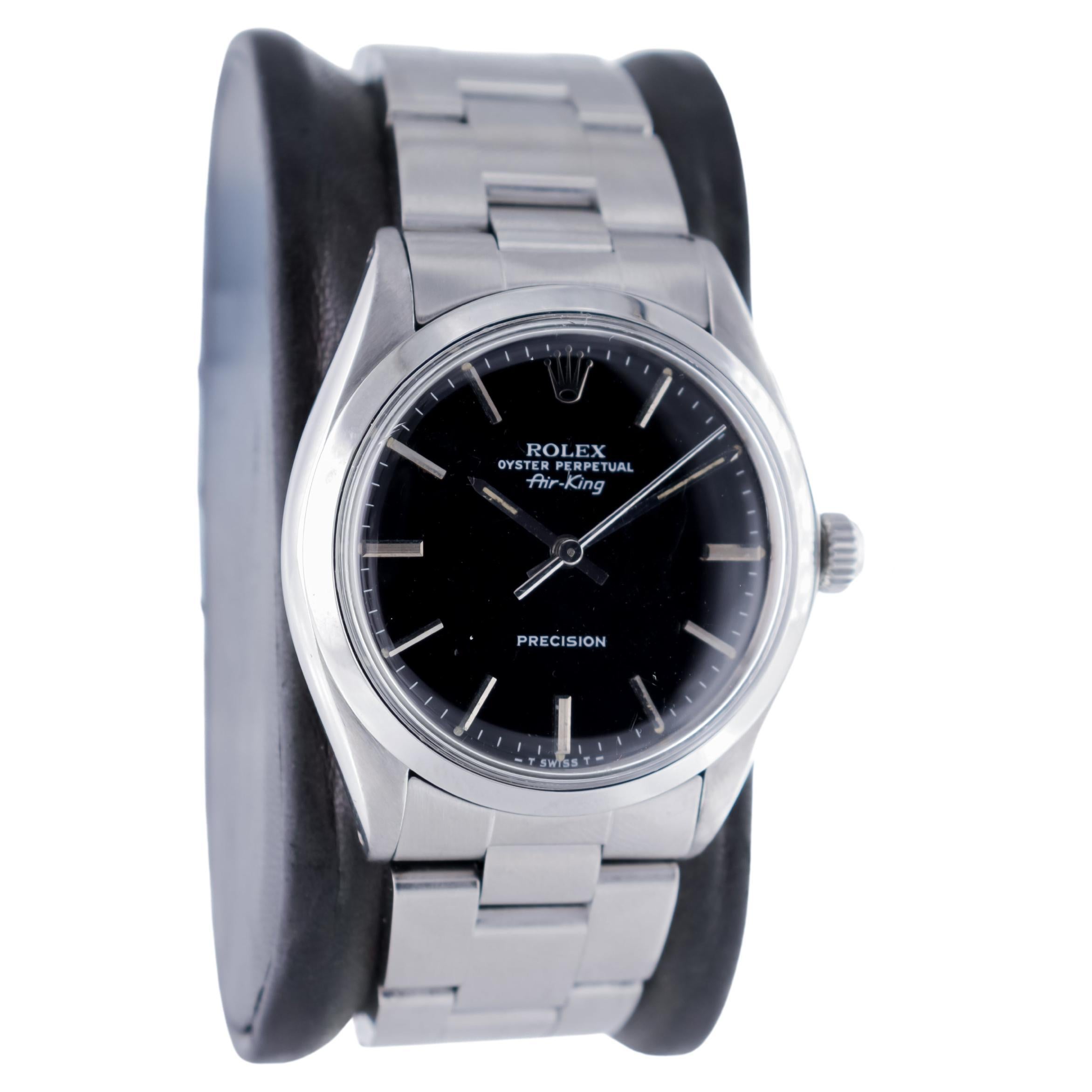 FACTORY / HOUSE: Rolex Watch Company
STYLE / REFERENCE: Oyster Perpetual Air-King / Reference 5500/1002
METAL / MATERIAL: Stainless Steel
CIRCA / YEAR: 1974
DIMENSIONS / SIZE: 40 Length X 34 Diameter
MOVEMENT / CALIBER:  Perpetual Winding / 26