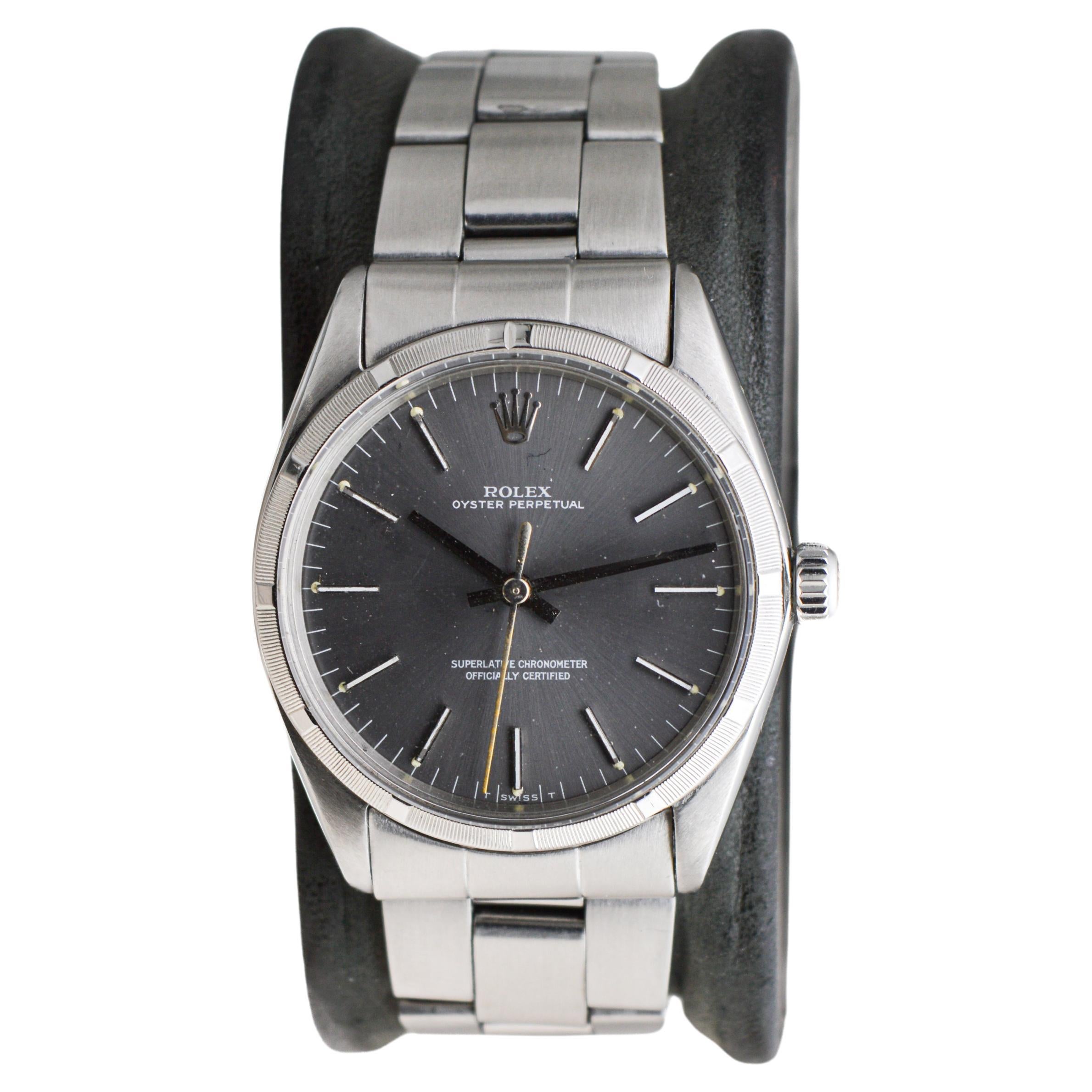 Rolex Stainless Oyster Perpetual with Machined Bezel Rare Charcoal Dial 1960's In Excellent Condition For Sale In Long Beach, CA
