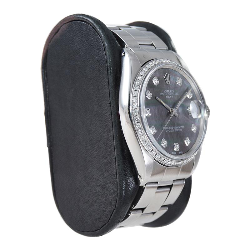 Rolex Oyster Perpetual Date personnalisée en acier, cadran et lunette en nacre et diamants en vente 1