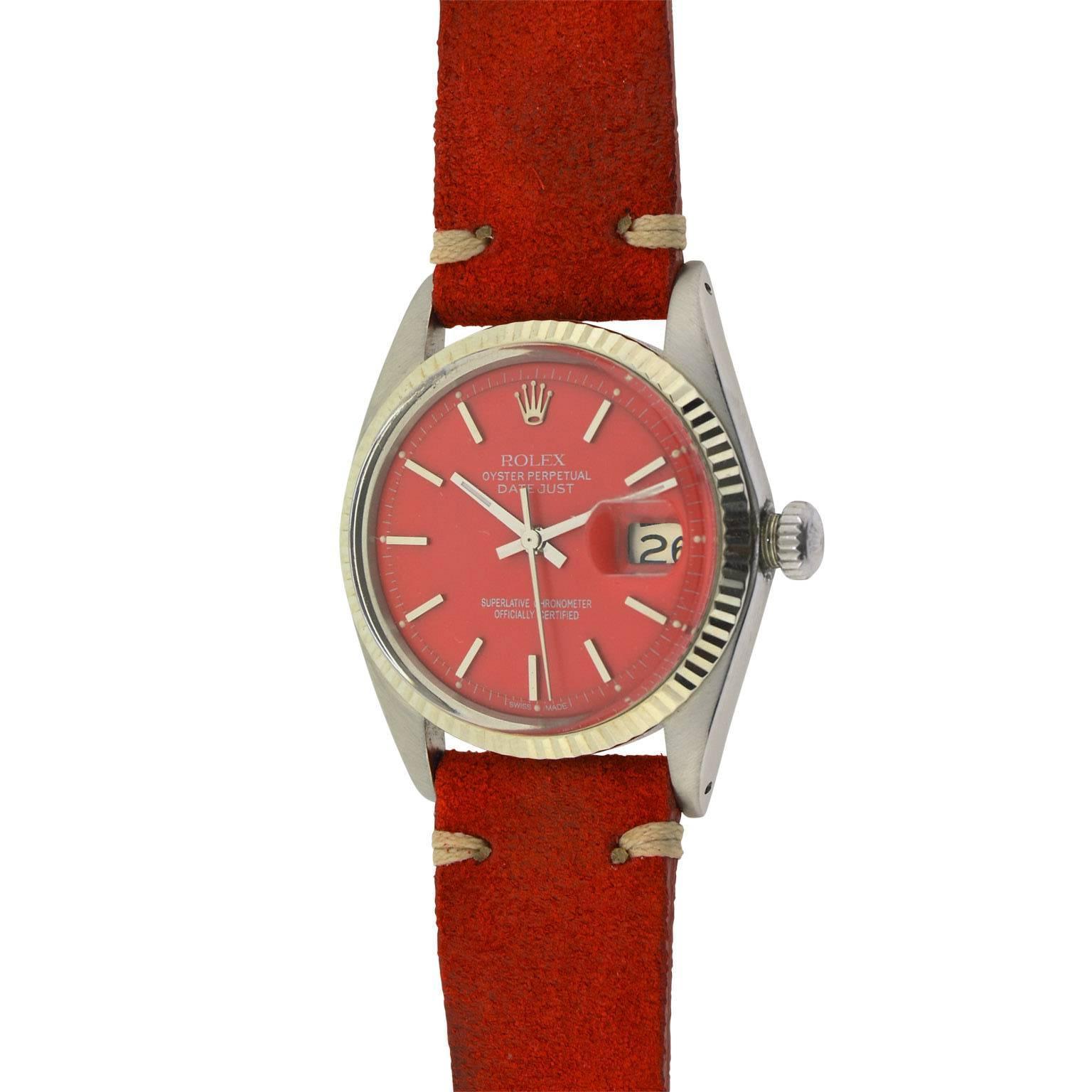 Rolex Edelstahl Datejust Custom rotes Zifferblatt Uhr circa, 1970's (Moderne) im Angebot