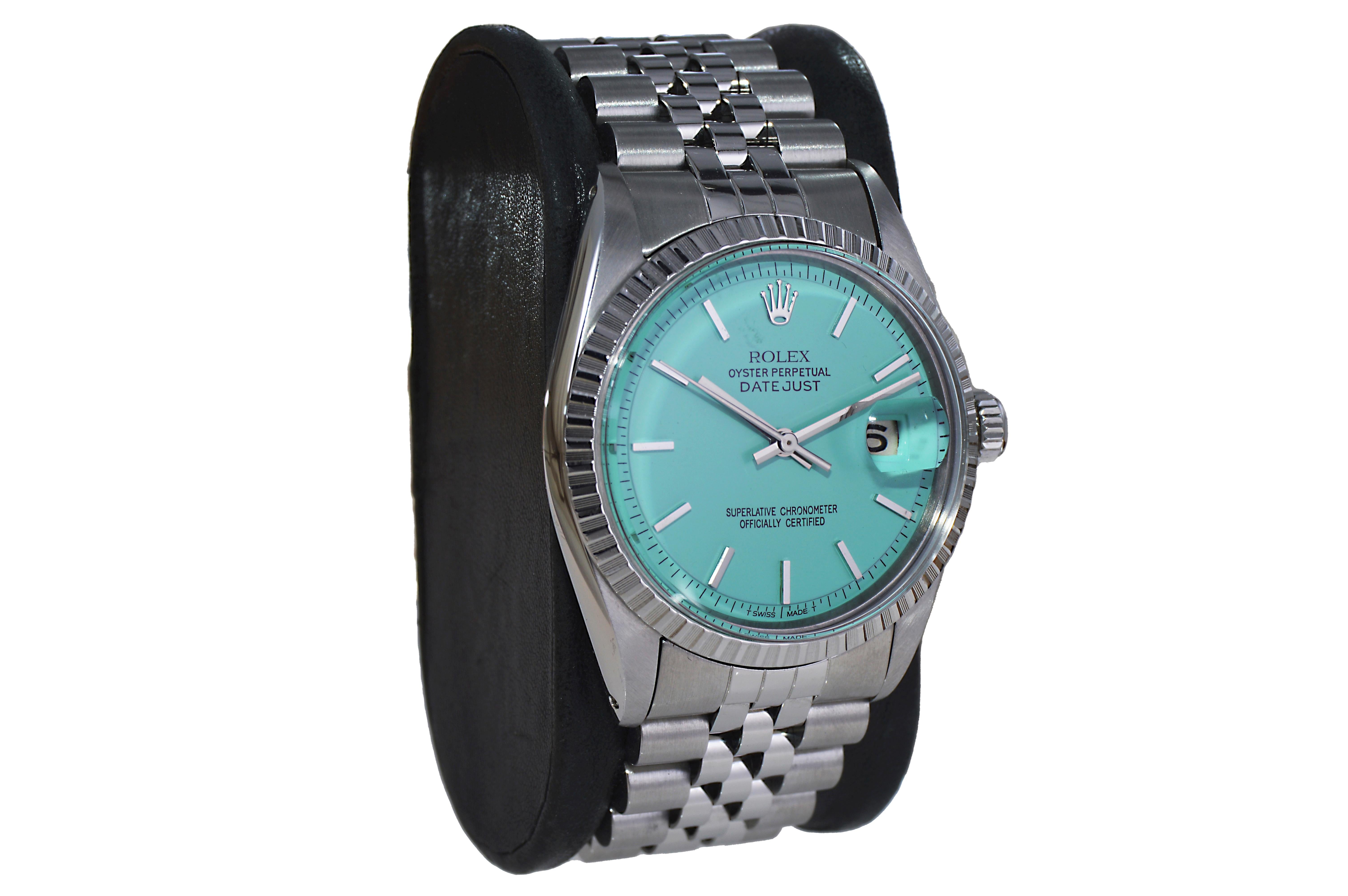 FABBRICA / CASA: Rolex Watch Company
STILE / RIFERIMENTO: Datejust / Riferimento 1603
METALLO / MATERIALE: Acciaio inossidabile
CIRCA / ANNO: 1970
DIMENSIONI: Lunghezza 43 mm x Diametro 36 mm
MOVIMENTO / CALIBRO: Carica perpetua / 26 rubini /