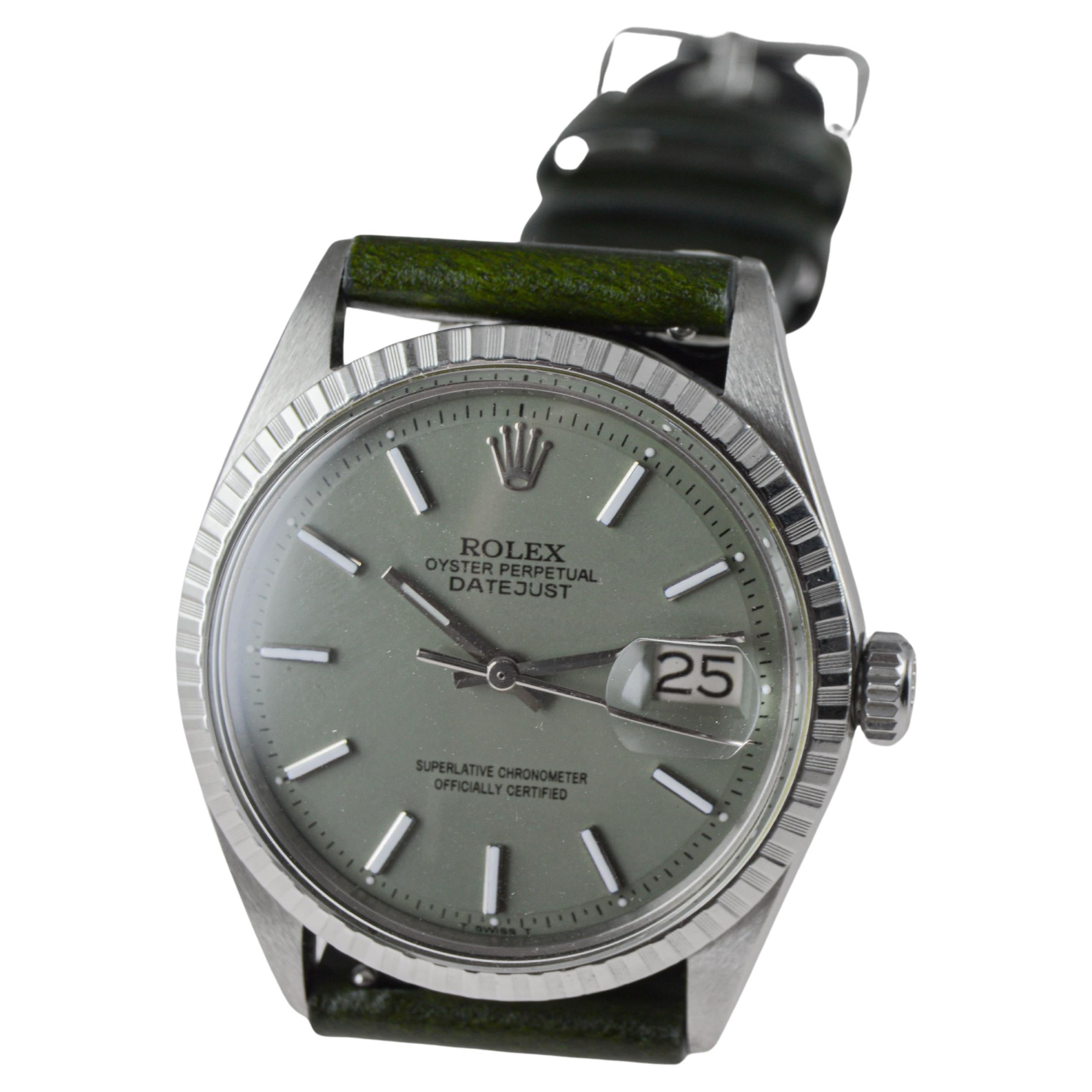Rolex Datejust in acciaio inossidabile con quadrante verde salvia personalizzato, circa anni '70 in vendita 6