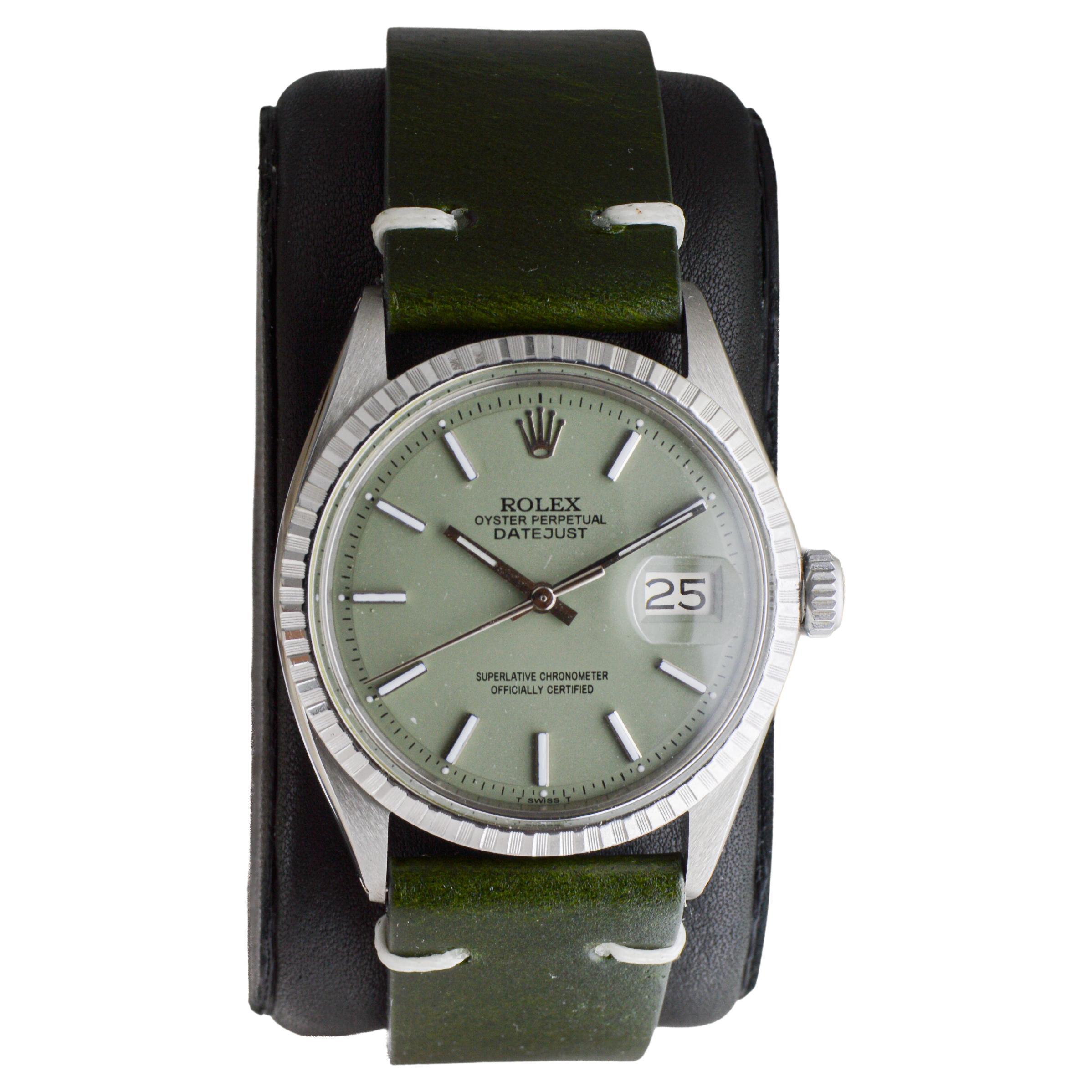 Rolex Datejust in acciaio inossidabile con quadrante verde salvia personalizzato, circa anni '70 In condizioni ottime in vendita a Long Beach, CA