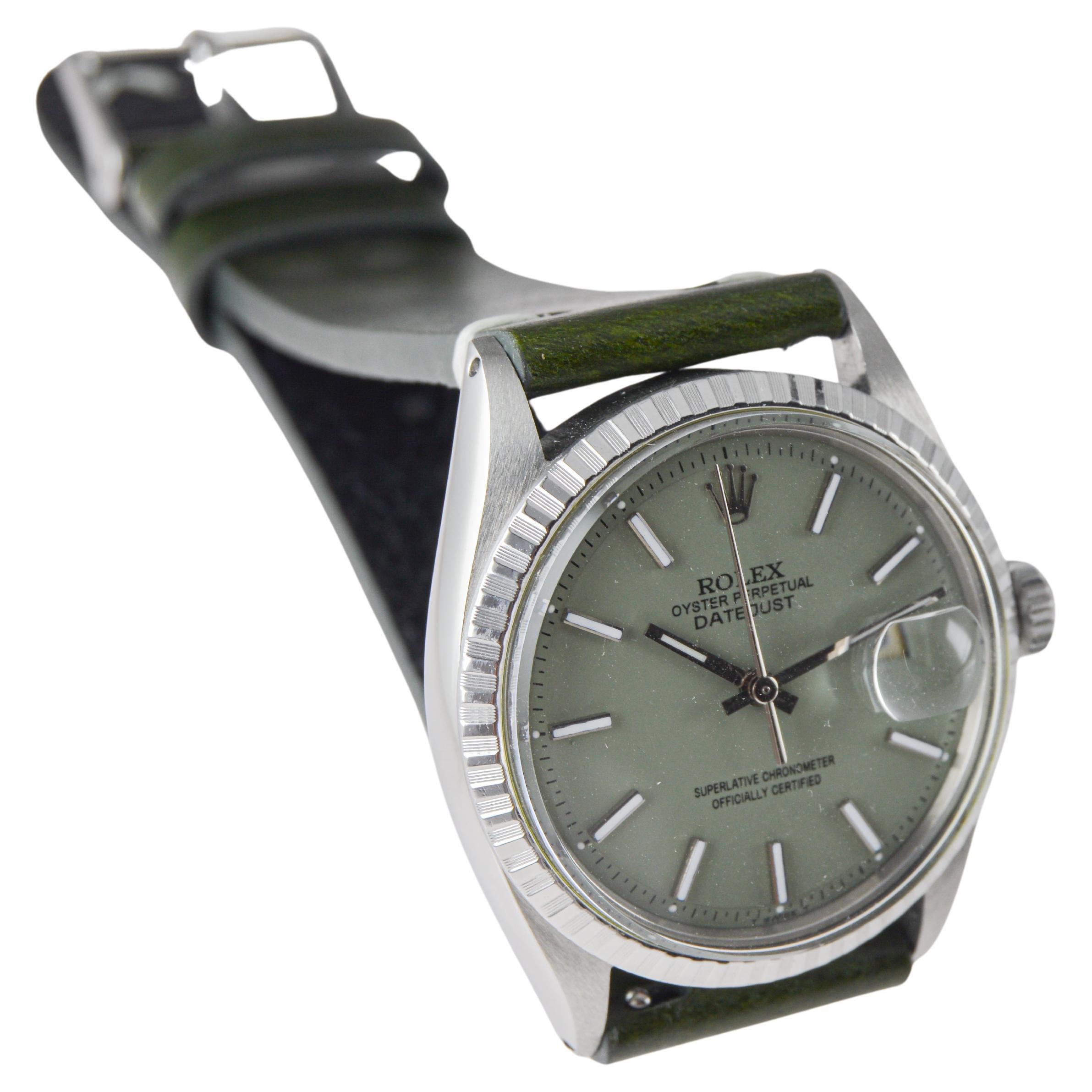 Rolex Datejust in acciaio inossidabile con quadrante verde salvia personalizzato, circa anni '70 in vendita 4
