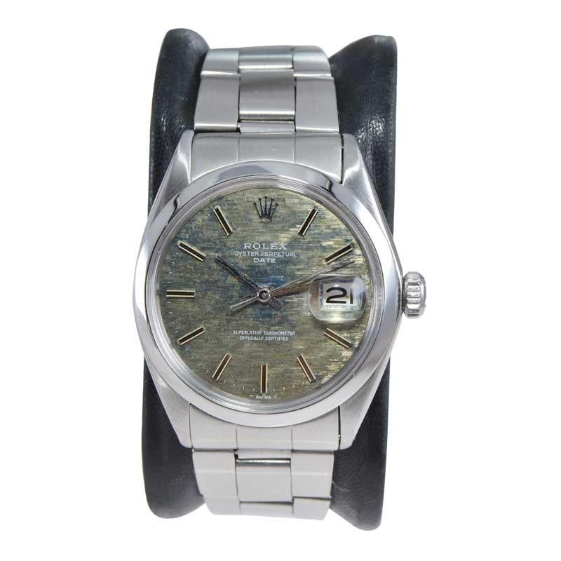FACTORY / HOUSE: Rolex Watch Co.
STYLE / REFERENCE: Oyster Perpetual Date / Reference  1500
METAL / MATERIAL: Stainless Steel
CIRCA / YEAR: 1970
DIMENSIONS / SIZE: Length 40mm x Diameter 34mm
MOVEMENT / CALIBER: Perpetual Winding / 26 Jewels /