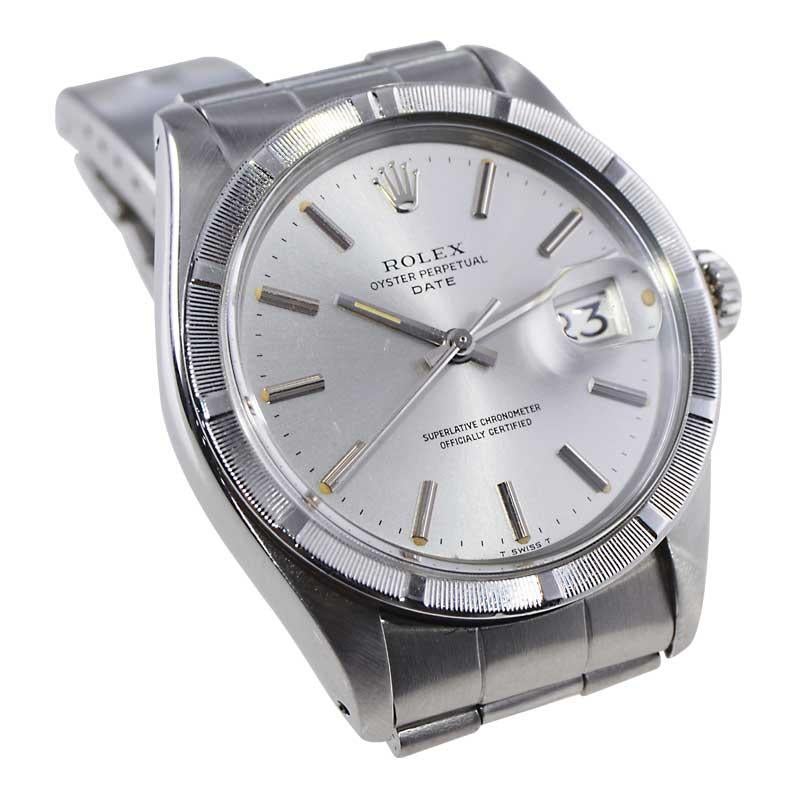 Rolex Stainless Steel Oyster Perpetual Date with Original Bracelet, Mid 1970's In Excellent Condition For Sale In Long Beach, CA