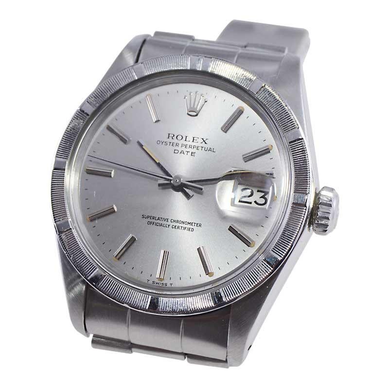 Rolex Montre Oyster Perpetual Date en acier inoxydable avec bracelet d'origine, milieu des années 1970 en vente 4