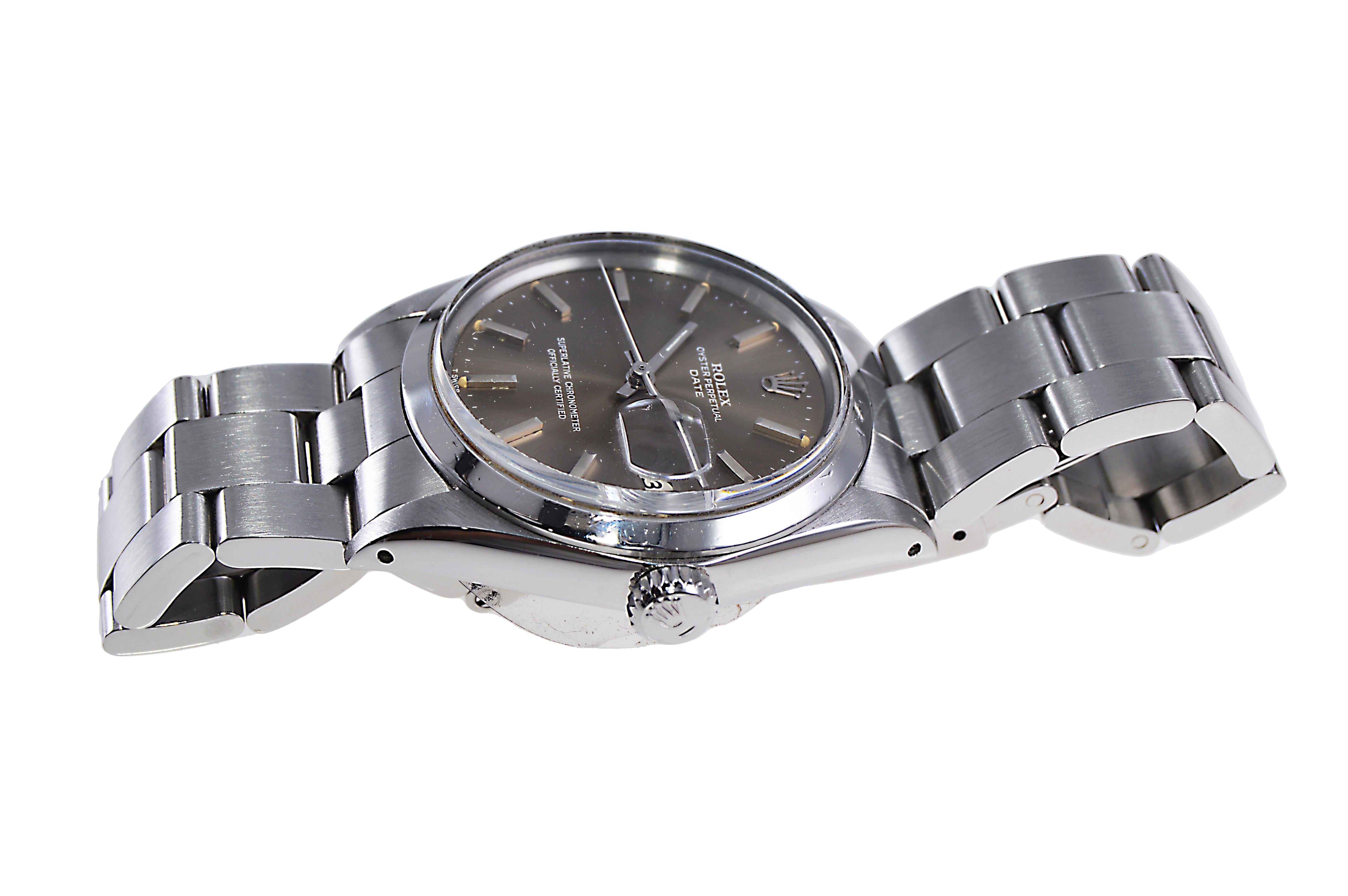 Women's or Men's Rolex Stainless Steel Oyster Perpetual Date with Original Dial circa Late 1960's For Sale