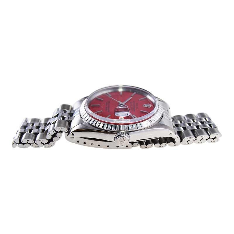 Rolex Montre Oyster Perpetual Datejust en acier inoxydable avec cadran rouge personnalisé, années 1960 en vente 2