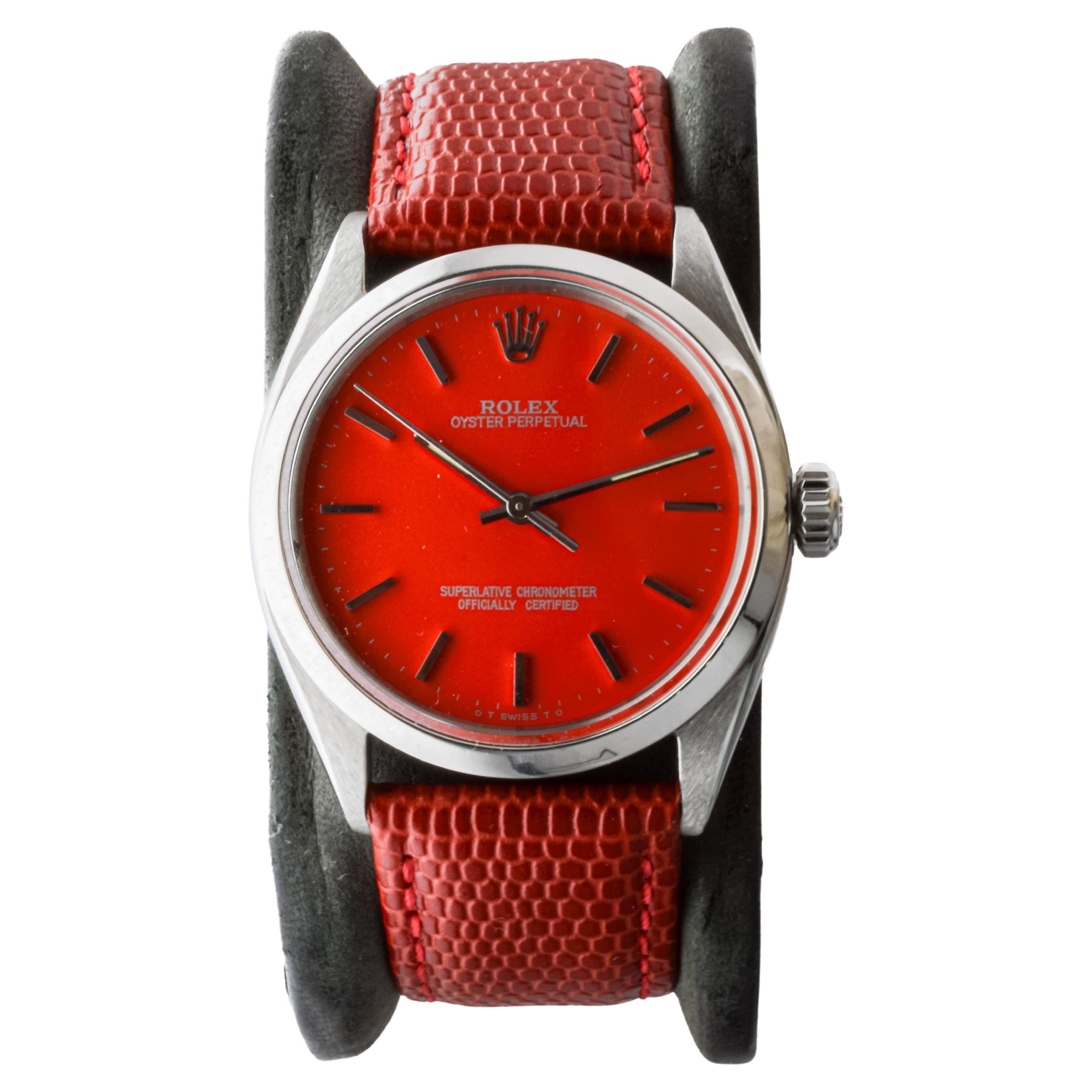 Rolex Oyster Perpetual de acero inoxidable con esfera roja personalizada hacia 1960 en Excelente estado para la venta en Long Beach, CA