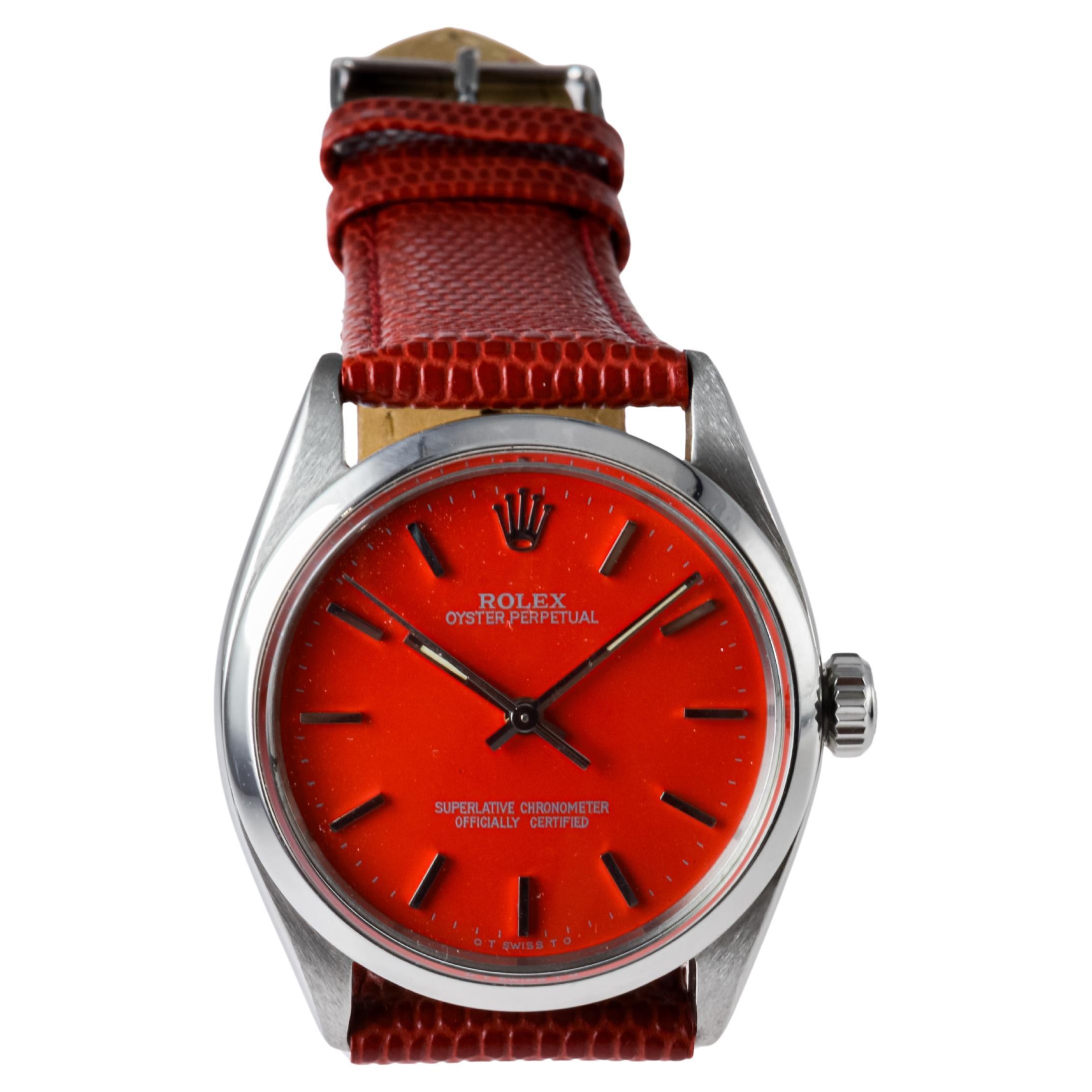 Rolex Oyster Perpetual en acier inoxydable avec cadran rouge personnalisé vers les années 1970 en vente 6