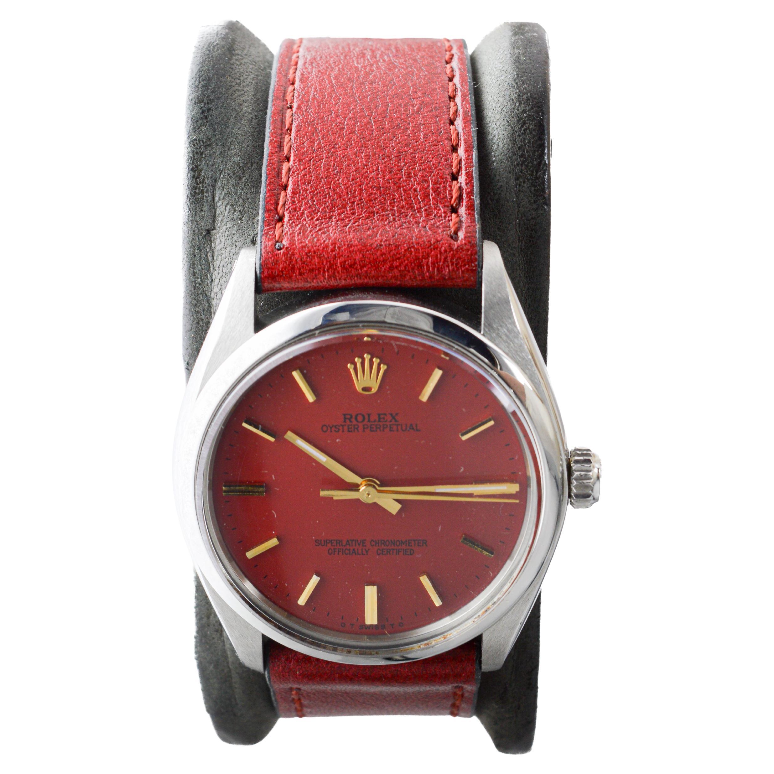 Rolex Edelstahl Oyster Perpetual mit benutzerdefinierten roten Zifferblatt circa 1970's im Angebot 6