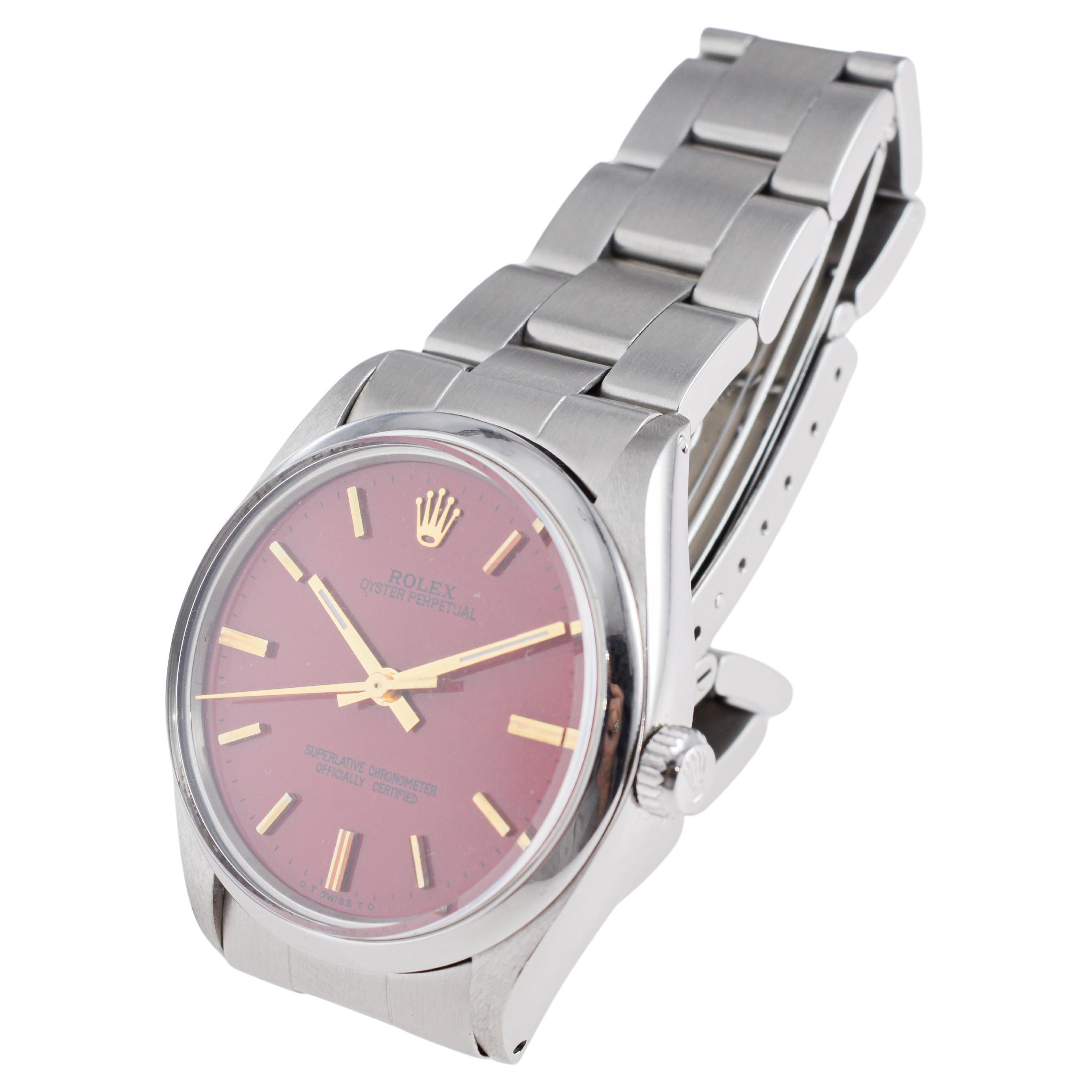 Rolex Oyster Perpetual in acciaio inossidabile con quadrante rosso personalizzato, circa anni '70 in vendita 8
