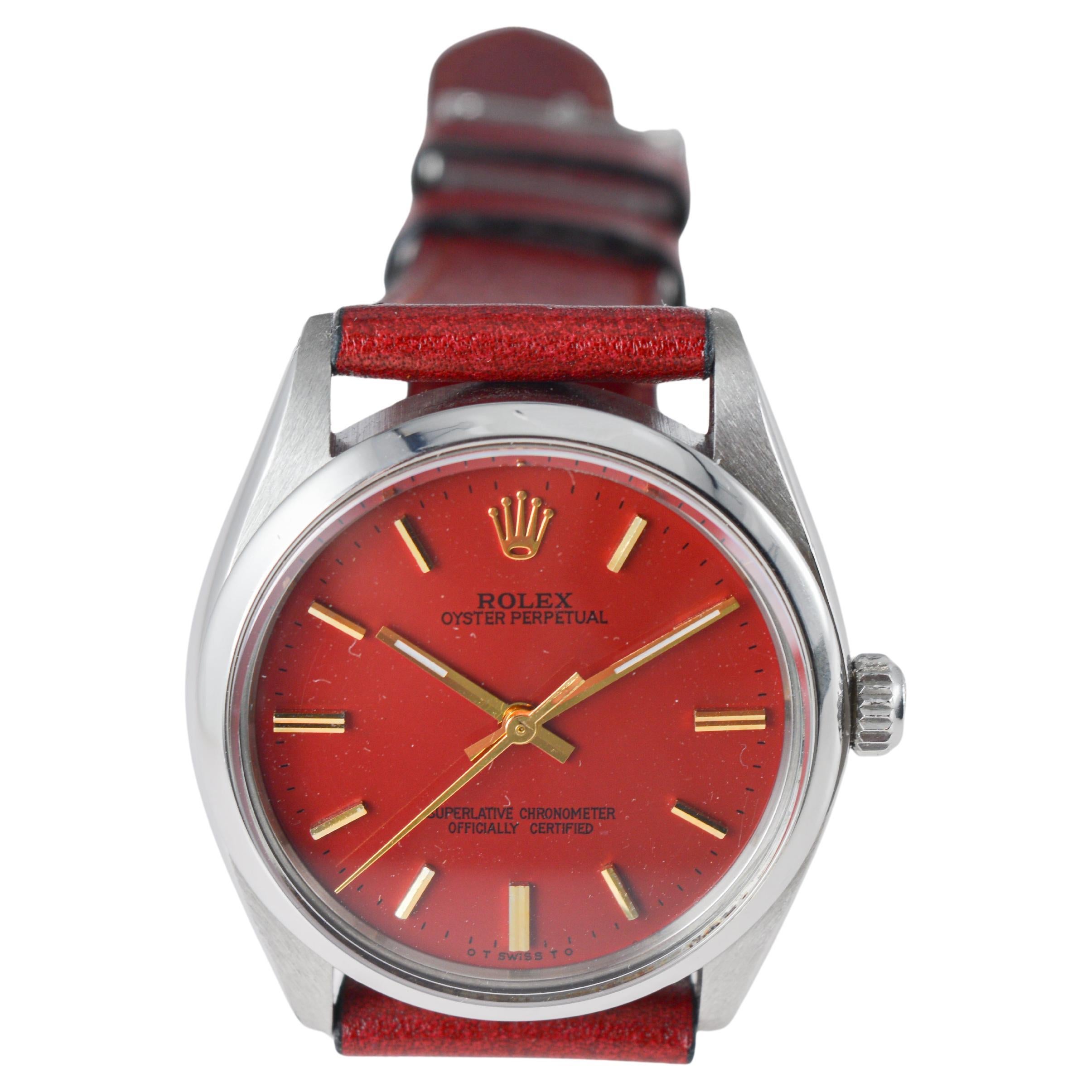 Rolex Edelstahl Oyster Perpetual mit benutzerdefinierten roten Zifferblatt circa 1970's im Angebot 11