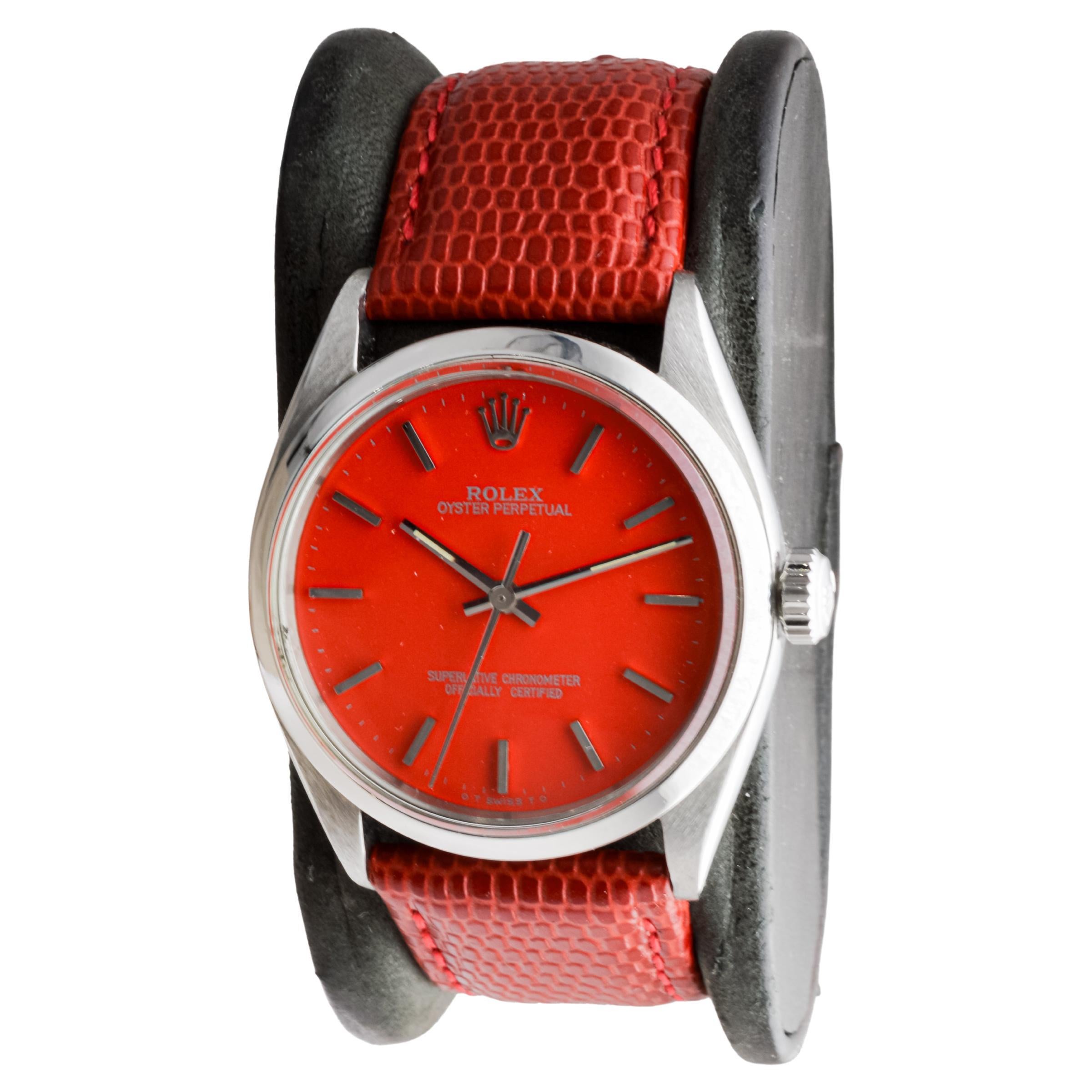 Rolex Oyster Perpetual en acier inoxydable avec cadran rouge personnalisé vers les années 1970 en vente 1