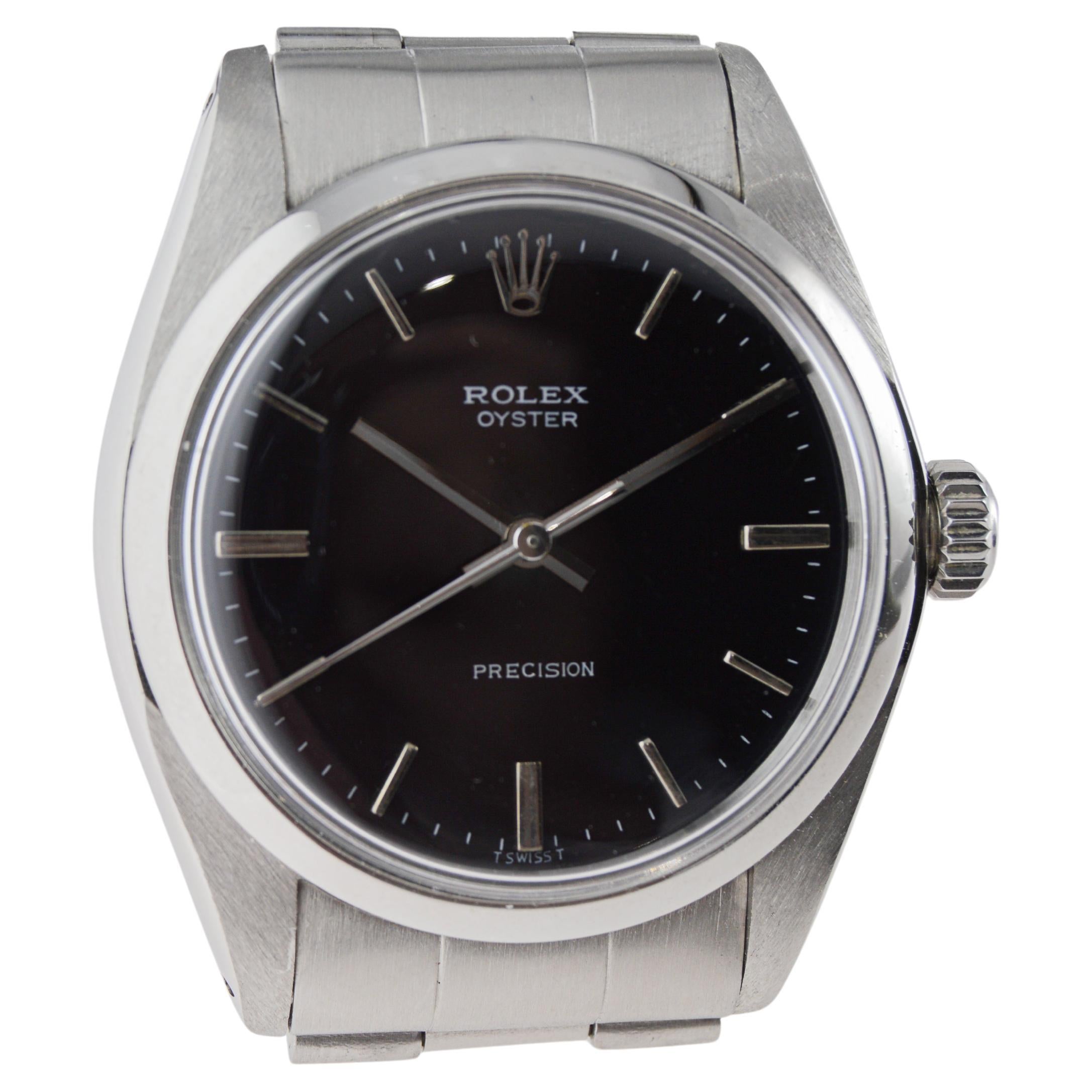 Rolex Oyster in acciaio inossidabile con raro quadrante nero e bracciale originale in vendita 7