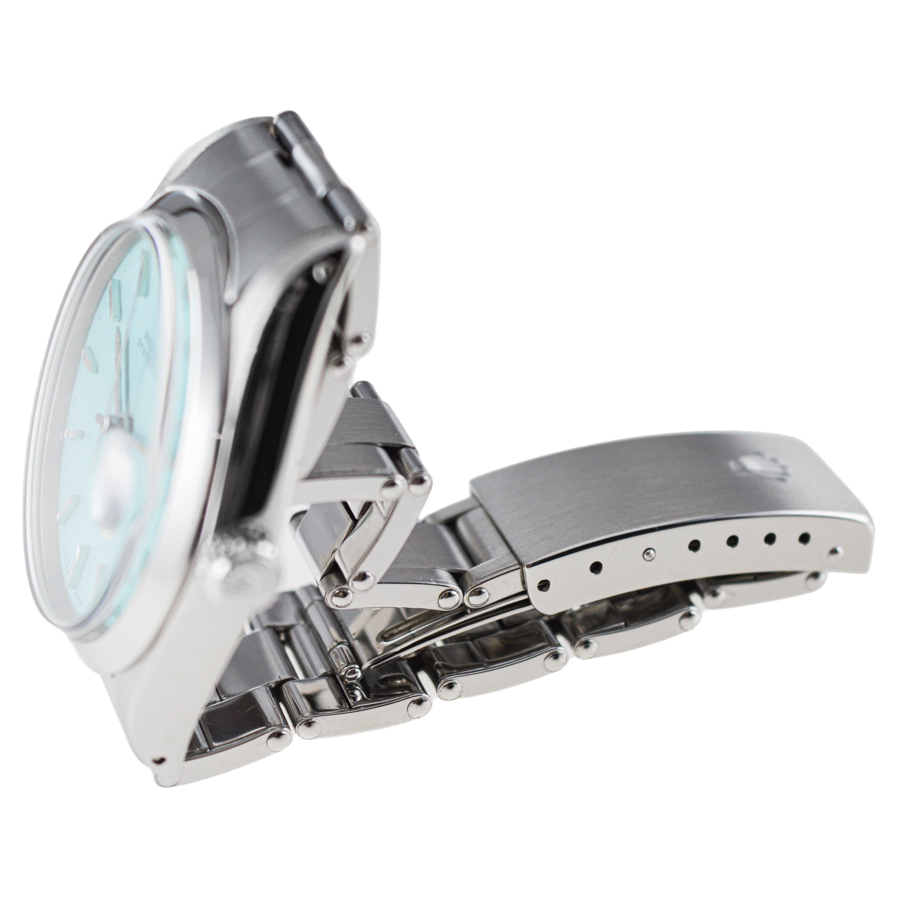 Rolex Oysterdate in acciaio inossidabile con quadrante blu personalizzato circa, anni '70 in vendita 4