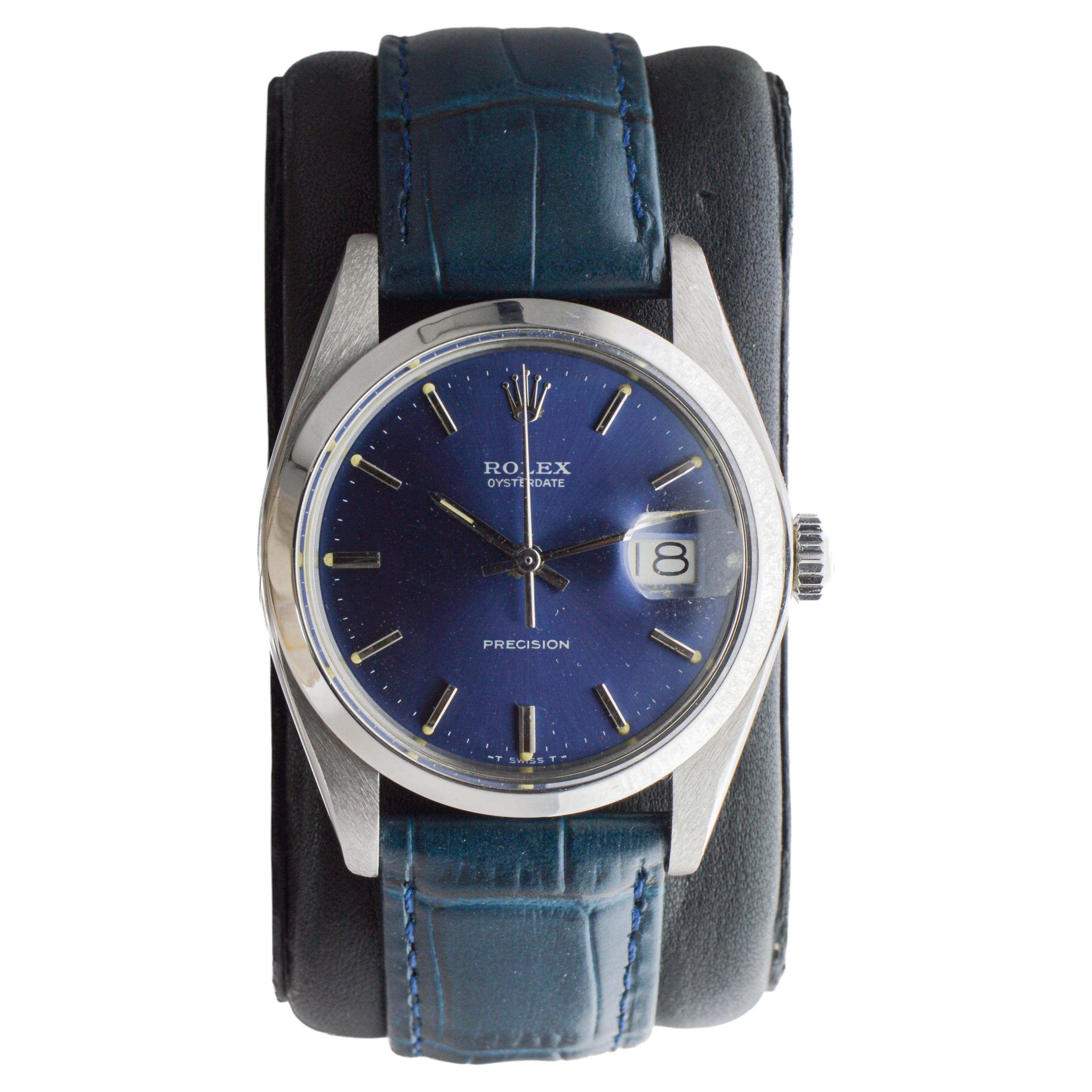 Rolex Oysterdate en acier inoxydable avec cadran bleu marine sur mesure, datant des années 1970 environ en vente