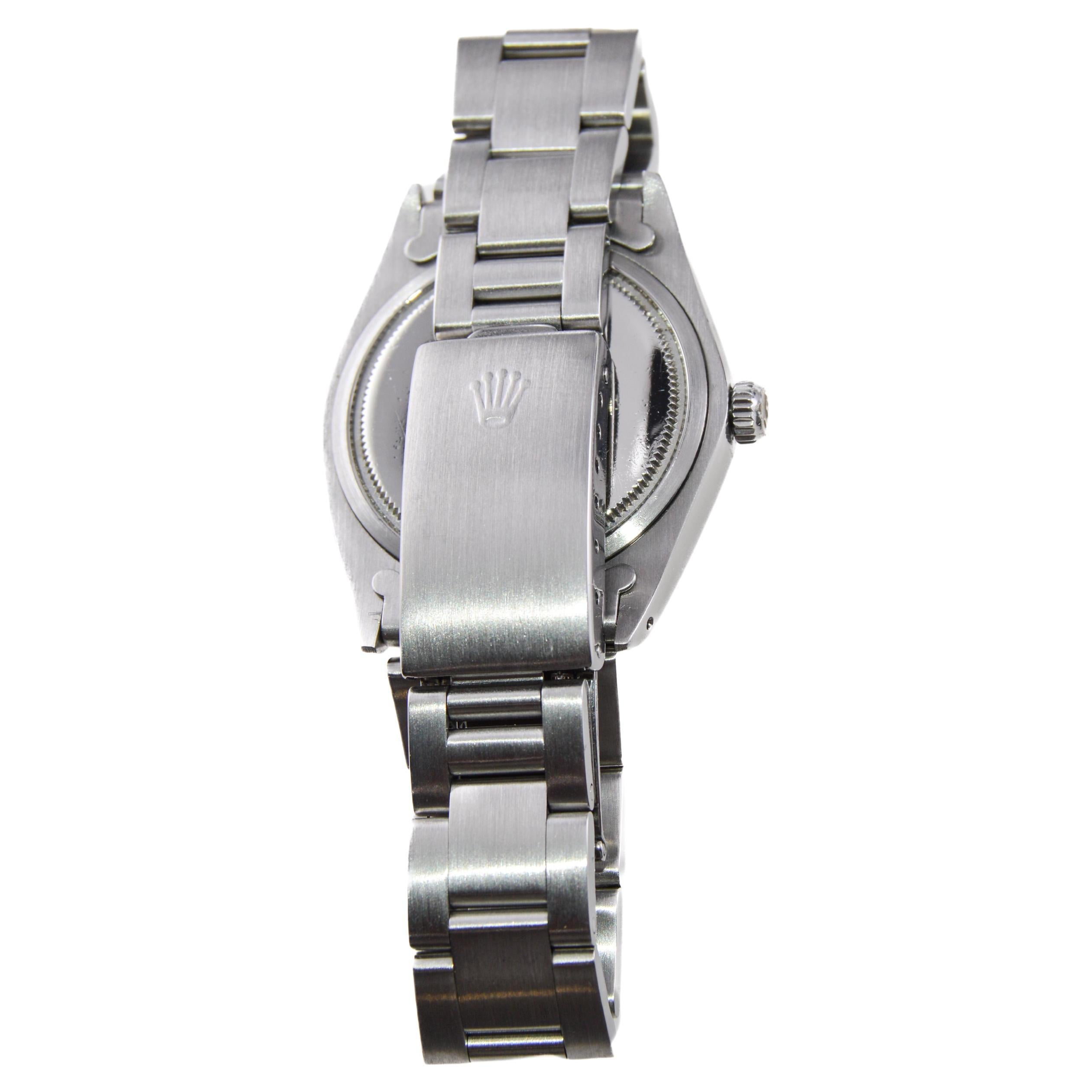 Moderne Rolex Oysterdate en acier inoxydable avec cadran noir d'origine 1970's en vente