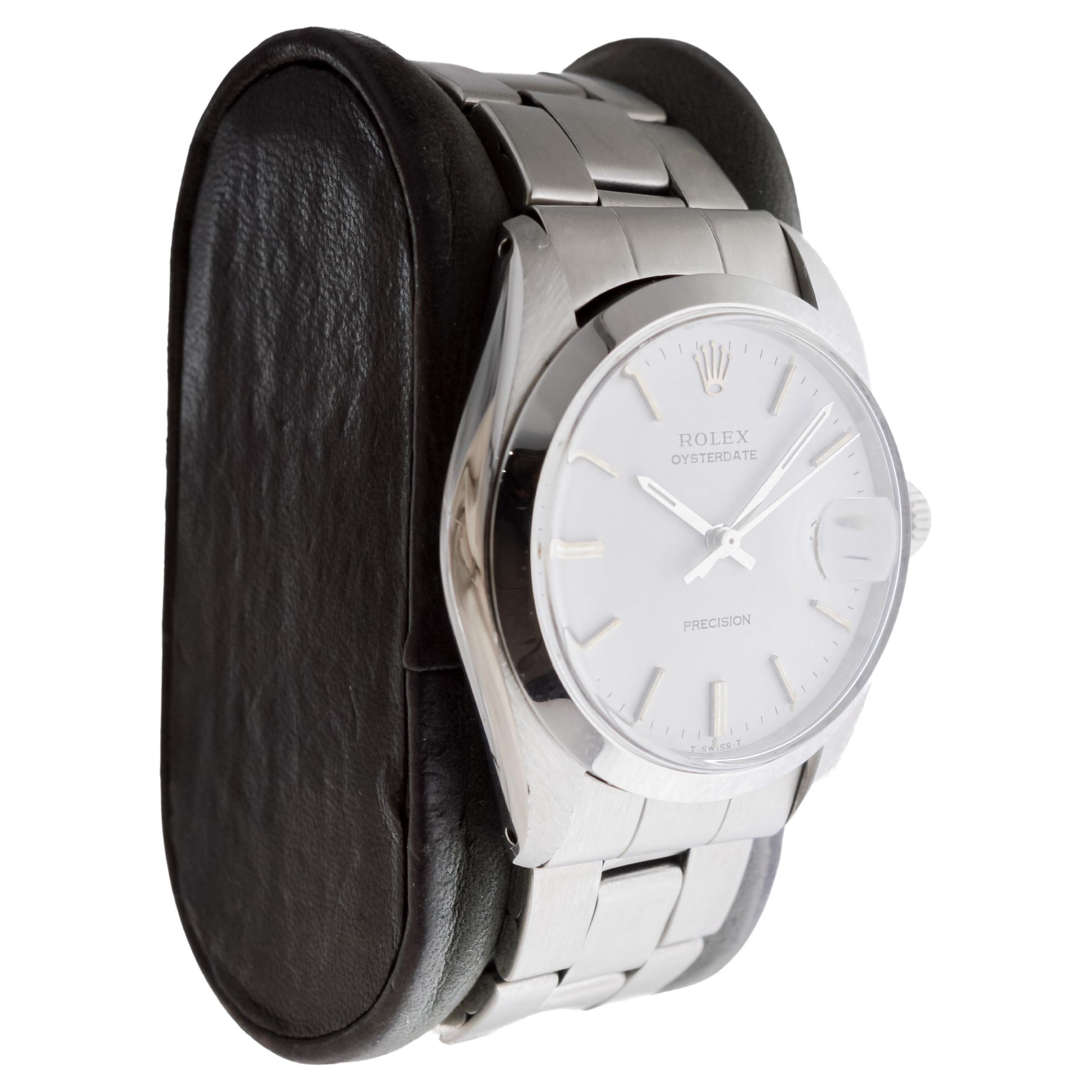 FACTORY / HOUSE: Rolex Watch Company
STYLE / REFERENCE: Oysterdate / Reference 6694
METAL / MATERIAL: Stainless Steel
CIRCA / YEAR: 1970's
DIMENSIONS / SIZE: Length 42mm X Diameter 35mm
MOVEMENT / CALIBER: Manual Winding / 17 Jewels / Caliber