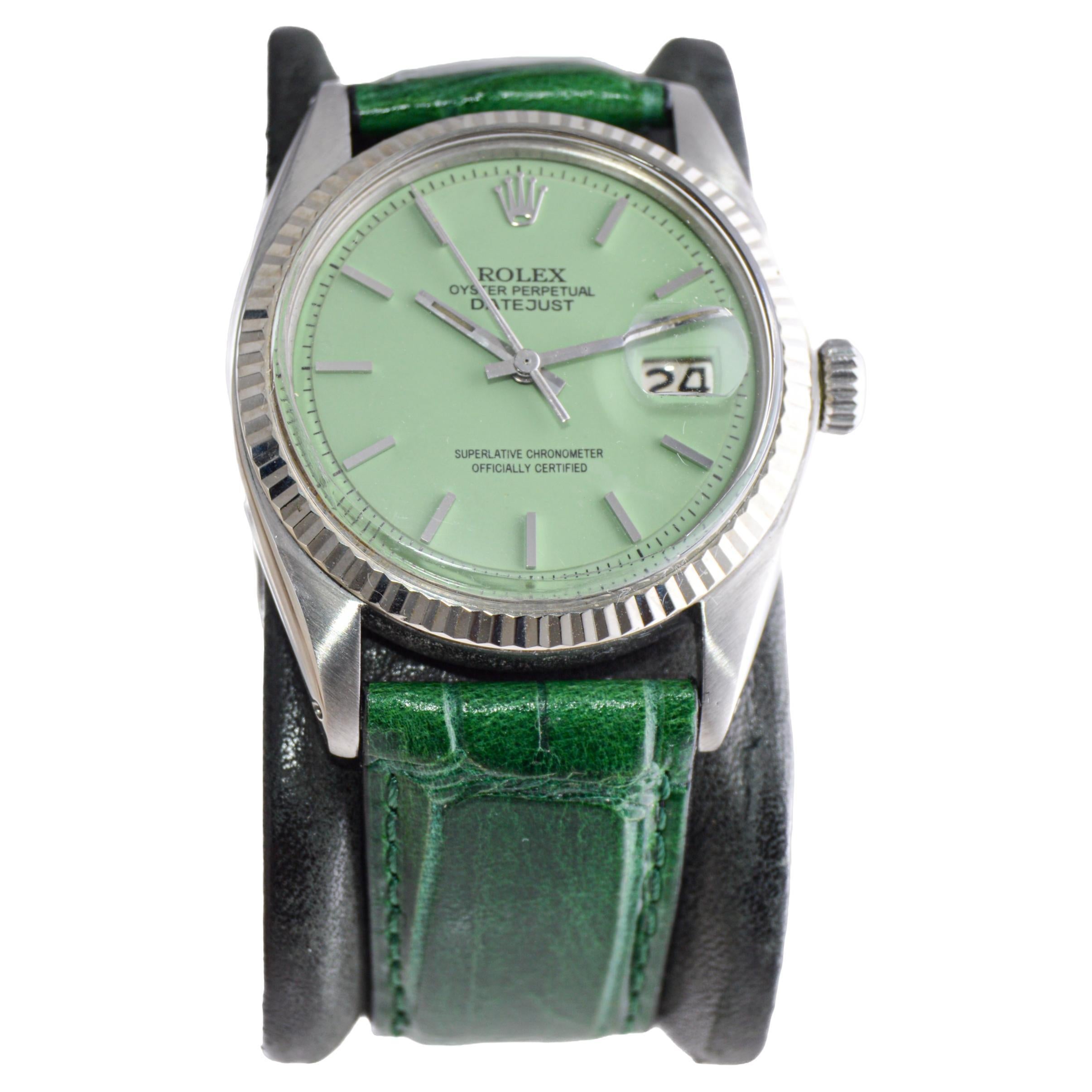 Moderne Rolex Montre Perpetual Datejust en acier inoxydable avec cadran vert fini sur mesure, années 1970 en vente