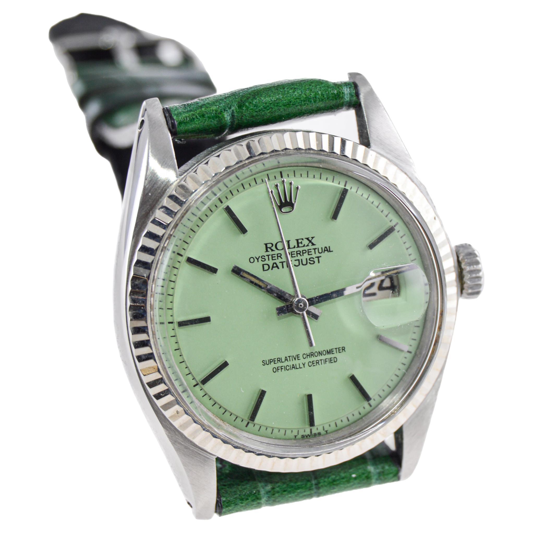 Rolex Montre Perpetual Datejust en acier inoxydable avec cadran vert fini sur mesure, années 1970 en vente 1