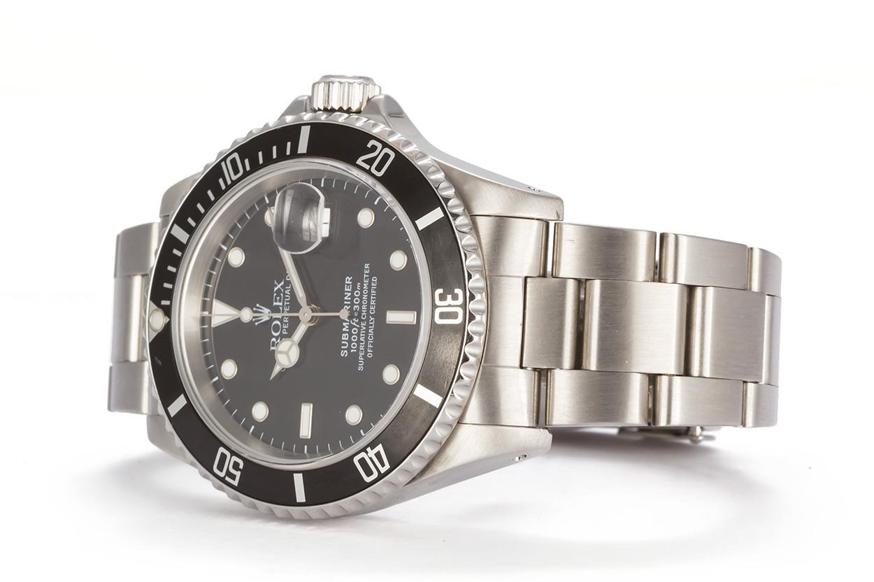 Modern Rolex Stainless Steel Submariner 16610 Automatic Men's Watch