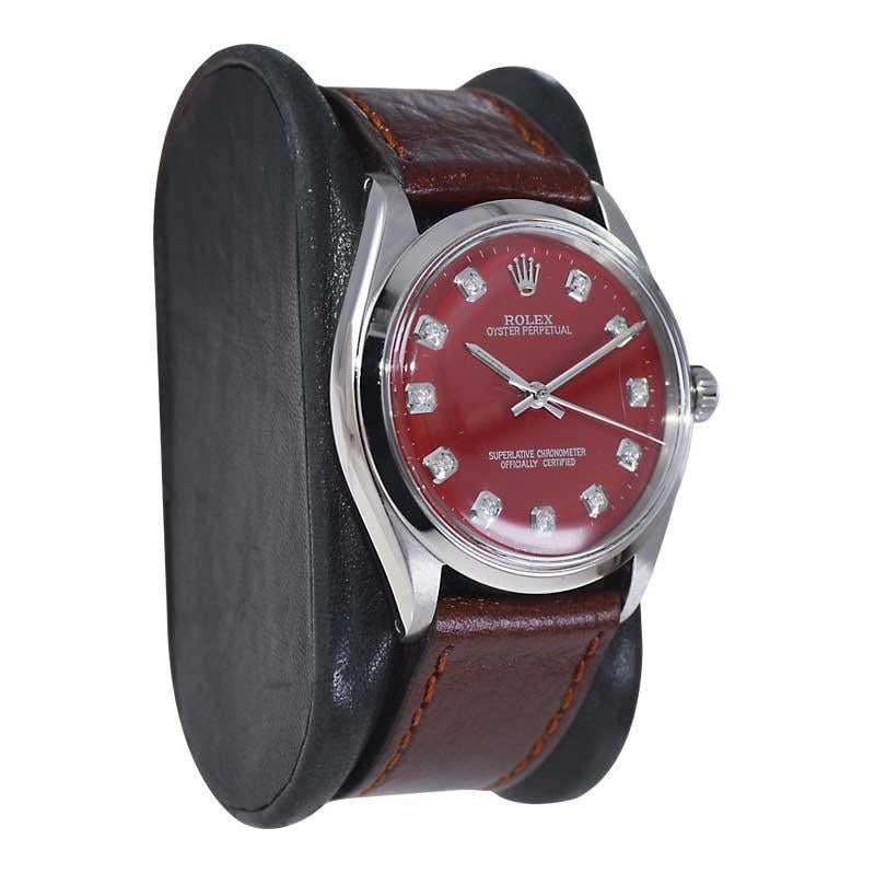 Moderniste Rolex en acier inoxydable avec cadran à diamants rouges fait sur mesure dans les années 1960/70 en vente