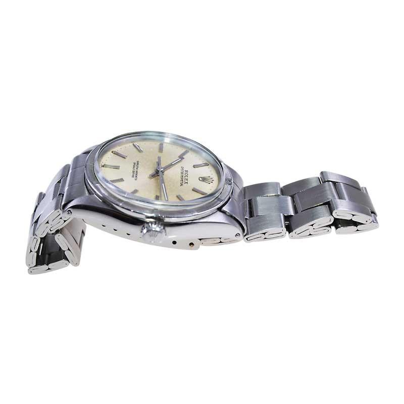 Rolex Edelstahl mit maschinell bearbeiteter Lünette und Original-Armband von 1967 im Angebot 2