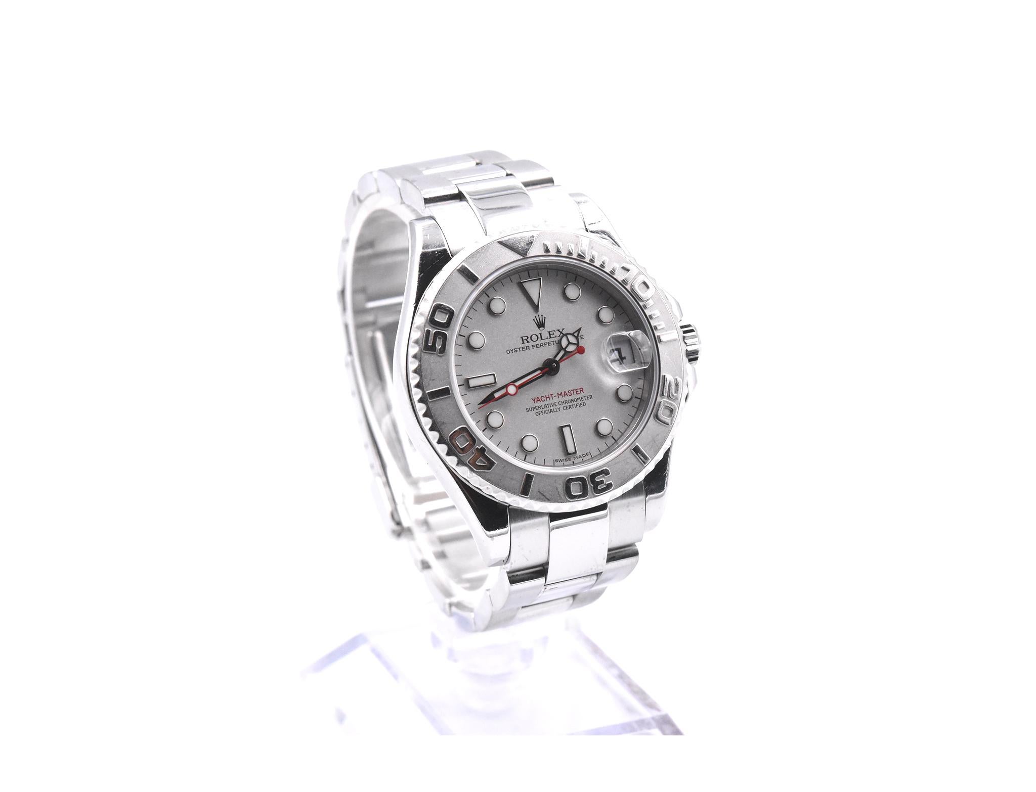 Movement: automatic
Function: hours, minutes, seconds, date
Case: round 35mm stainless steel case with bi-directional bezel, sapphire protective crystal, screw-down crown, water resistant to 100 meters
Dial: silver dial with luminescent steel hands,