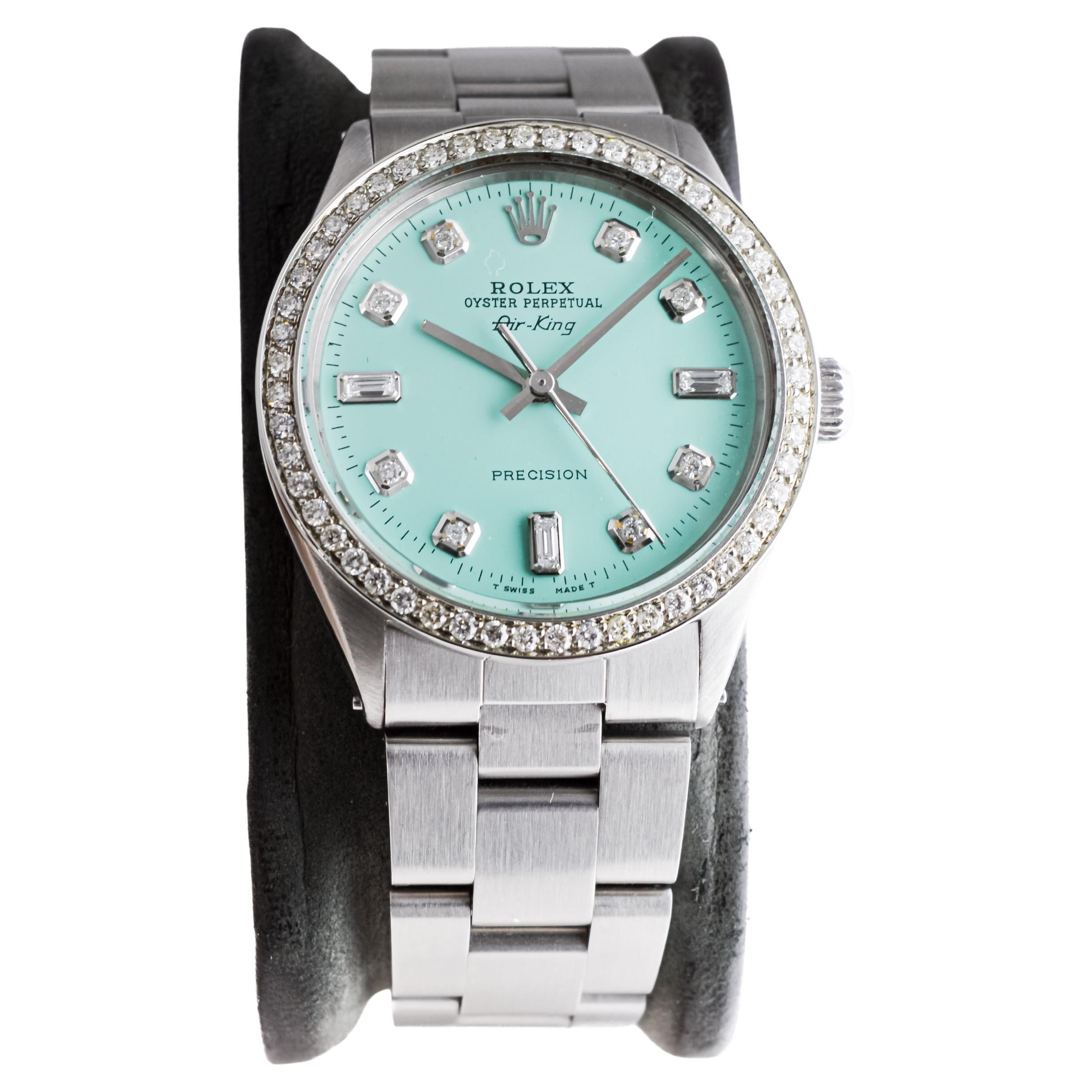 Rolex Air King avec cadran bleu personnalisé et lunette en diamant, années 1970 Excellent état à Long Beach, CA
