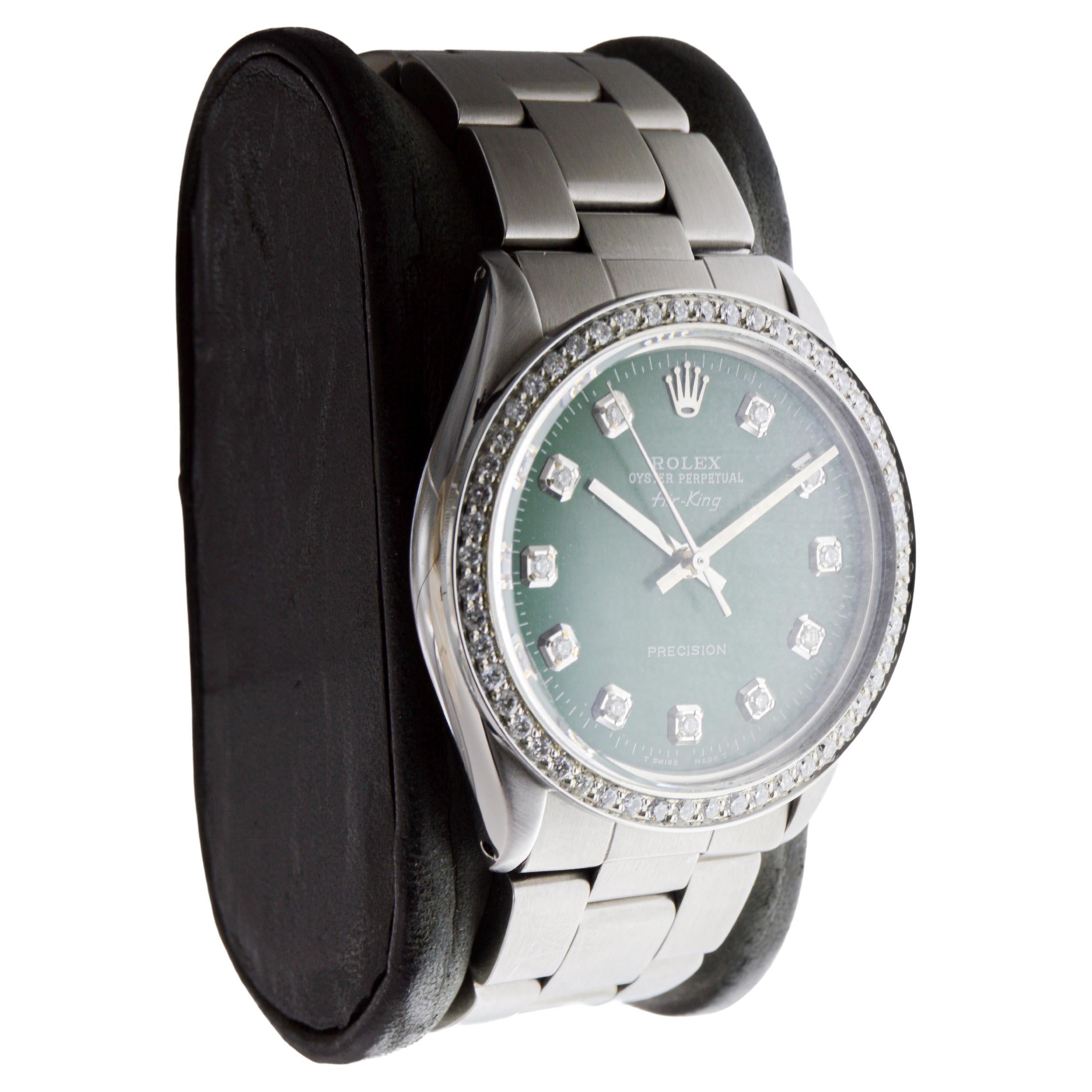 FACTORY / HOUSE: Rolex Watch Company
STYLE / REFERENCE: Air King / Reference 5500-1002
METAL / MATERIAL: Stainless Steel
CIRCA / YEAR: 1980's
DIMENSIONS / SIZE: Length 42mm X Diameter 35mm
MOVEMENT / CALIBER: Perpetual Winding / 26 Jewels / Caliber