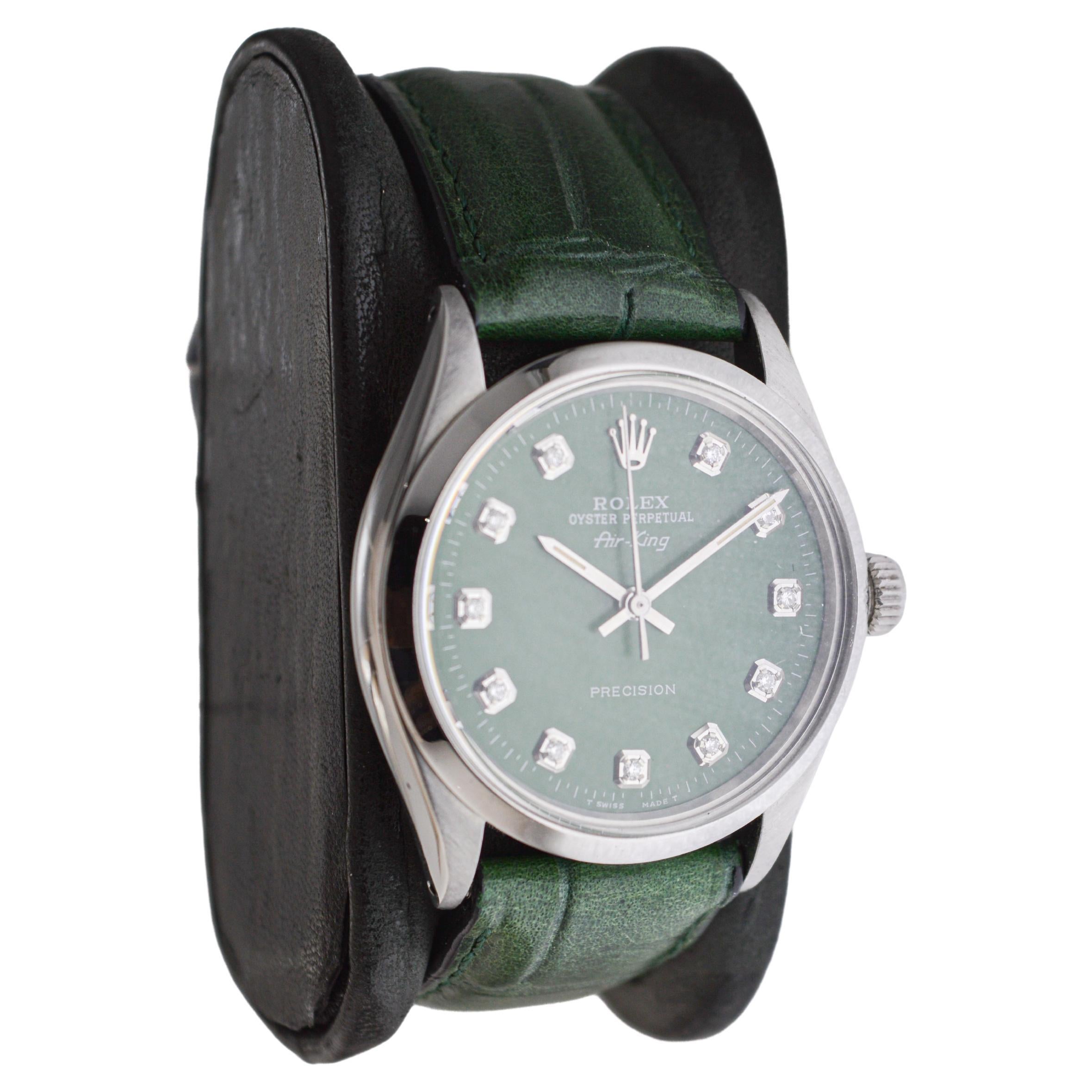 FACTORY / HOUSE: Rolex Watch Company
STYLE / REFERENCE: Air-King / Reference 5500/1002
METAL / MATERIAL: Stainless Steel
CIRCA / YEAR: 1970's
DIMENSIONS / SIZE: Length 38mm X Diameter 34mm
MOVEMENT / CALIBER: Perpetual Winding / 26 Jewels / Caliber